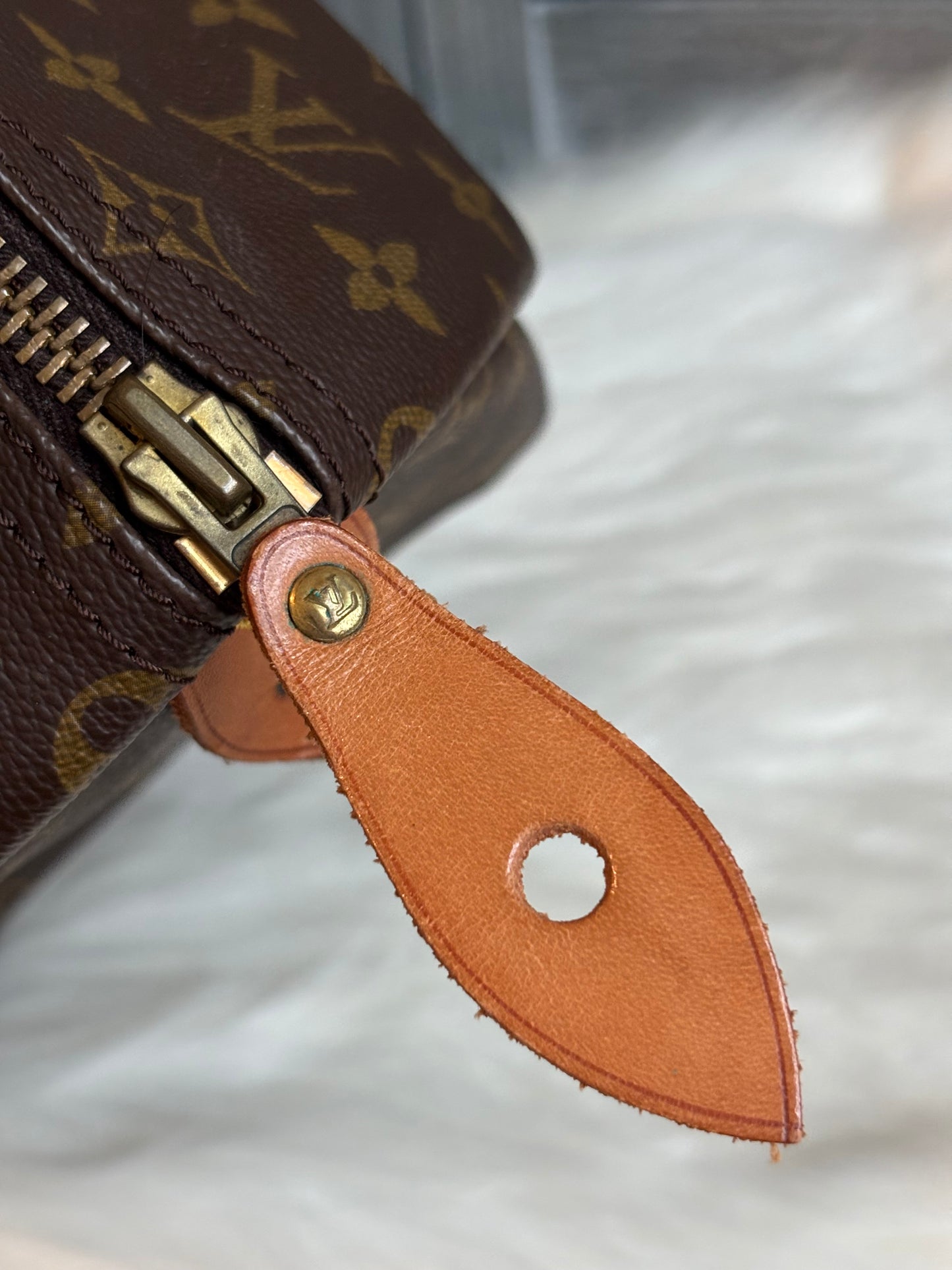 Louis Vuitton Speedy 30