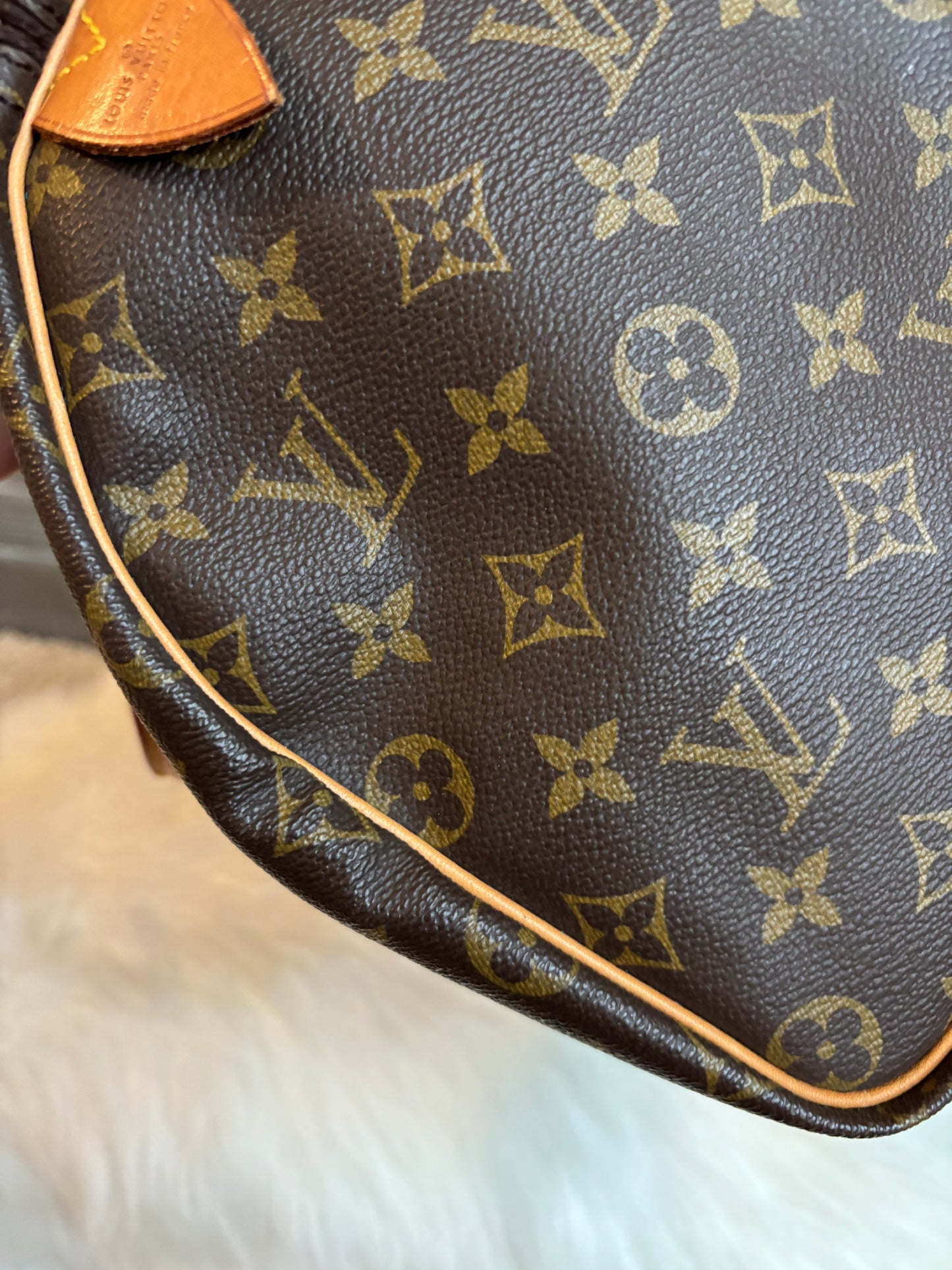 Louis Vuitton Speedy 30