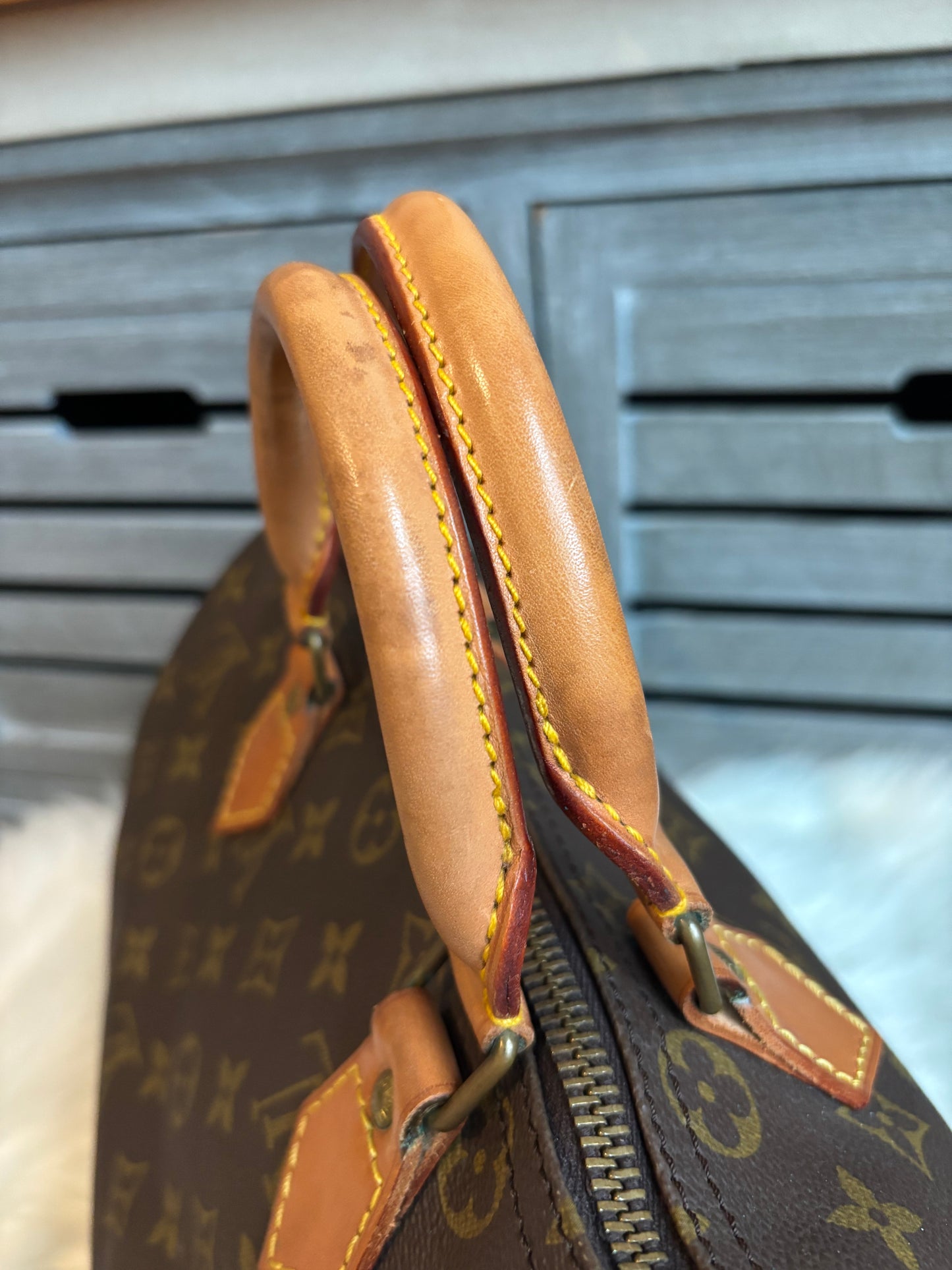 Louis Vuitton Speedy 30