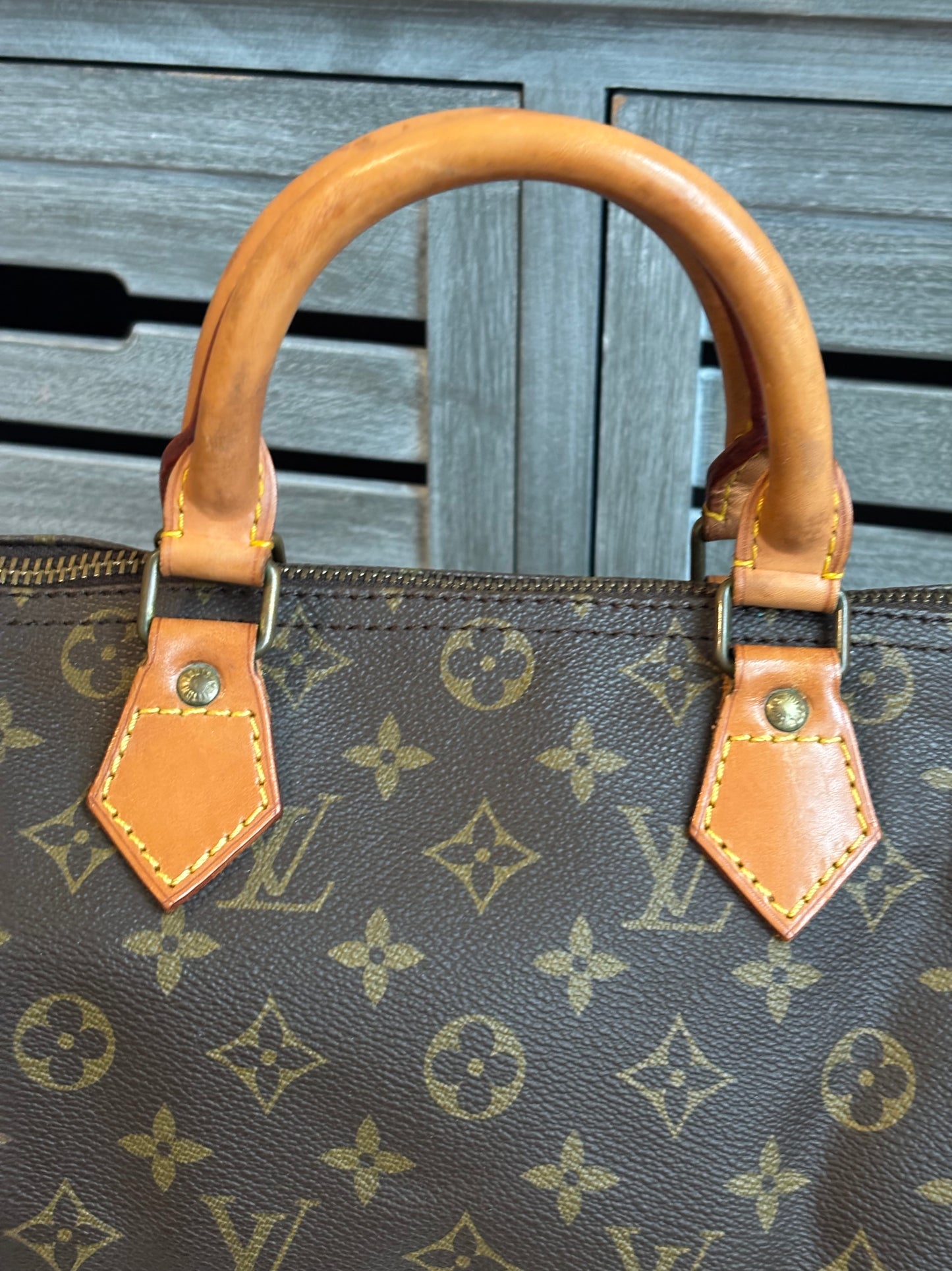 Louis Vuitton Speedy 30