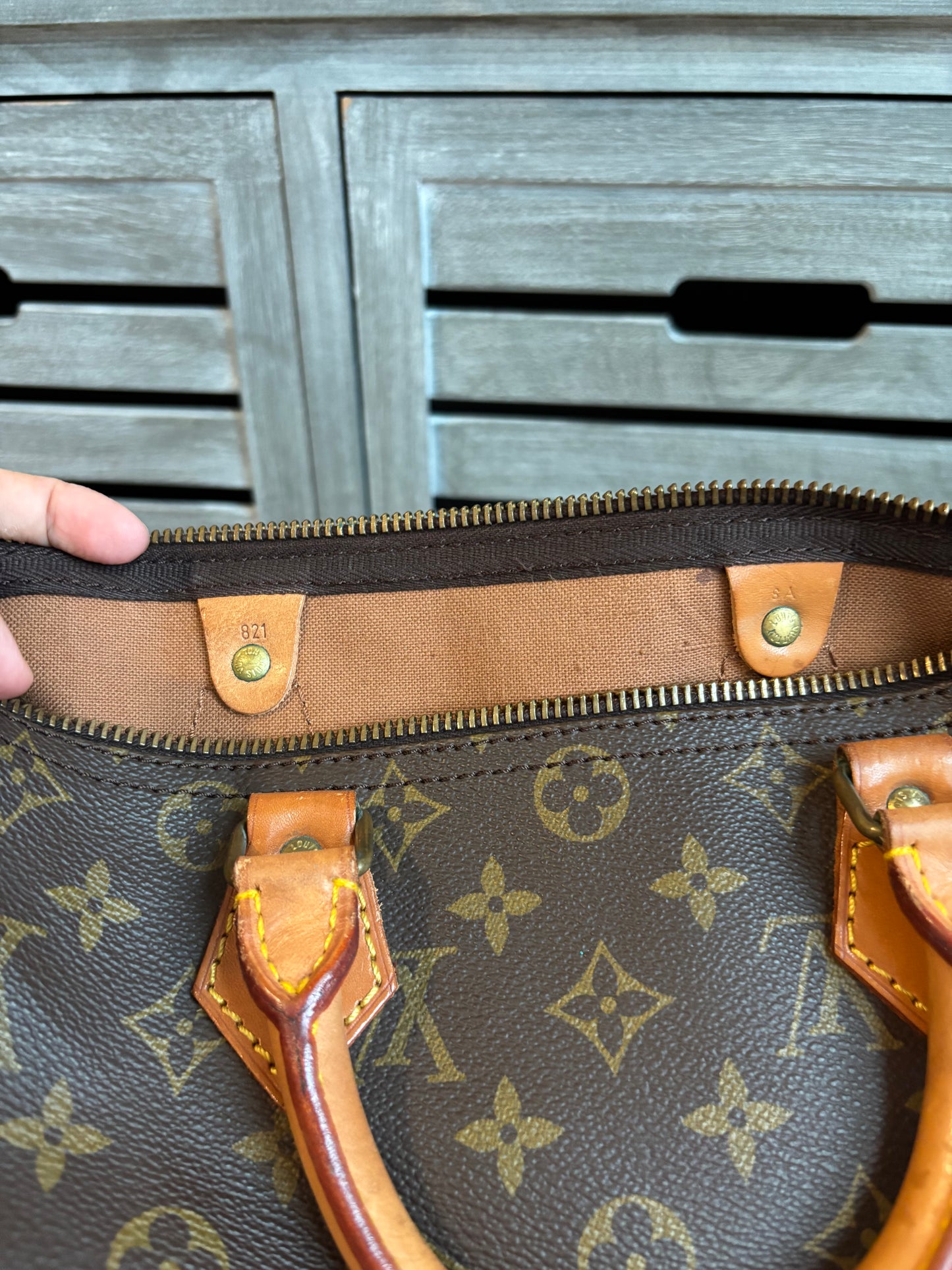Louis Vuitton Speedy 30
