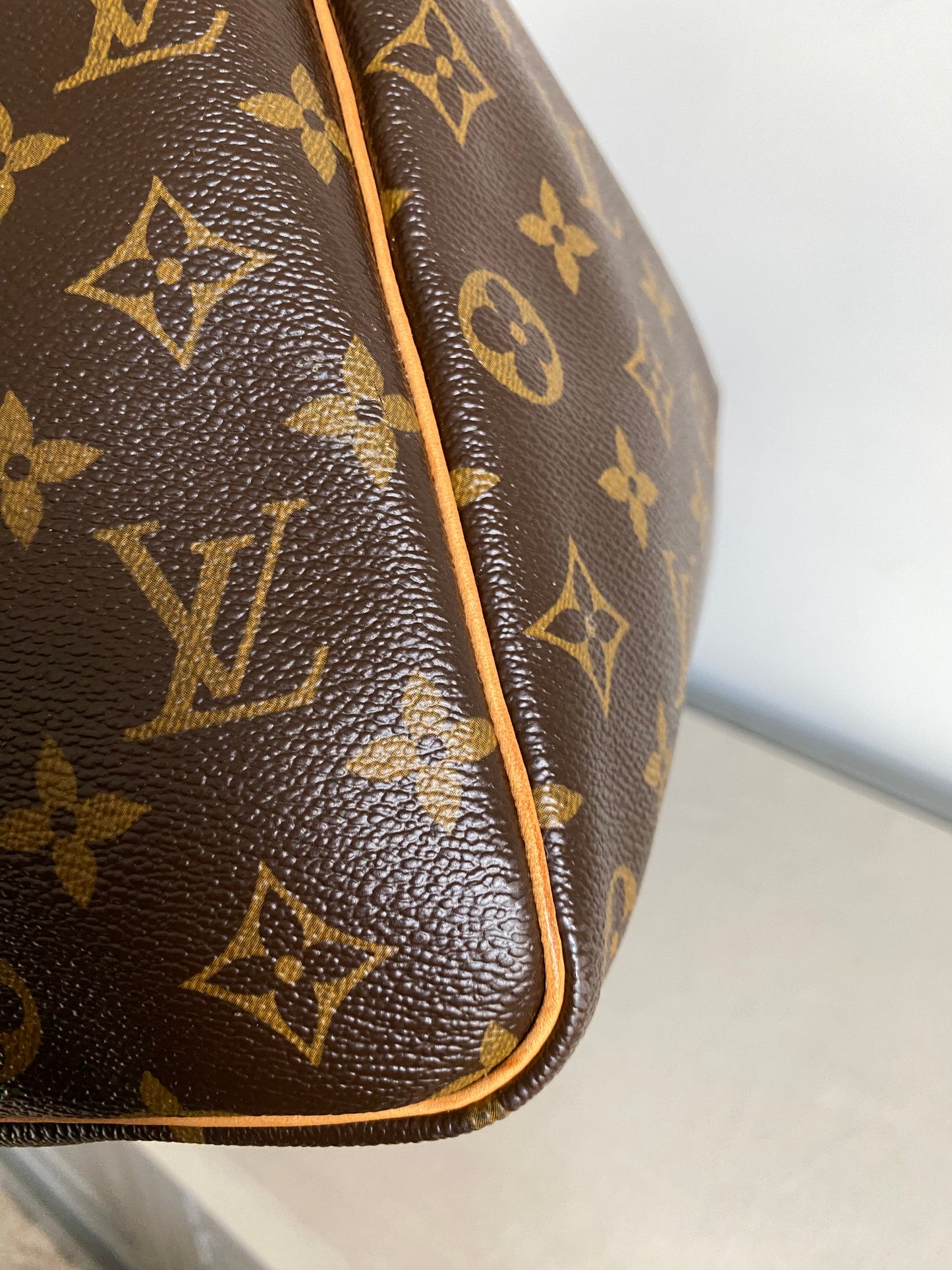 Louis Vuitton Keepall Bandouliere 50