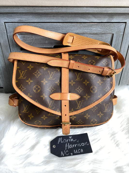 Louis Vuitton Saumur 30