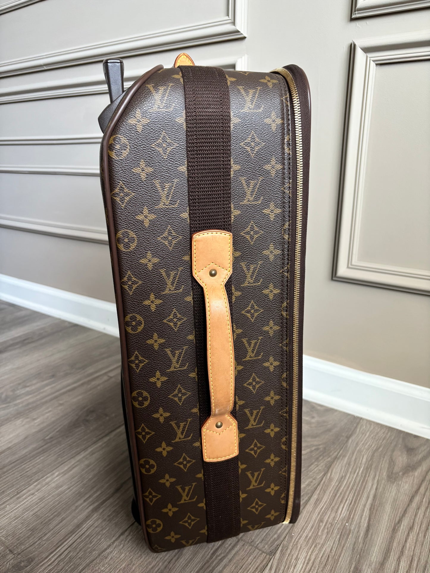 Louis Vuitton Pegase 55 Rolling Luggage