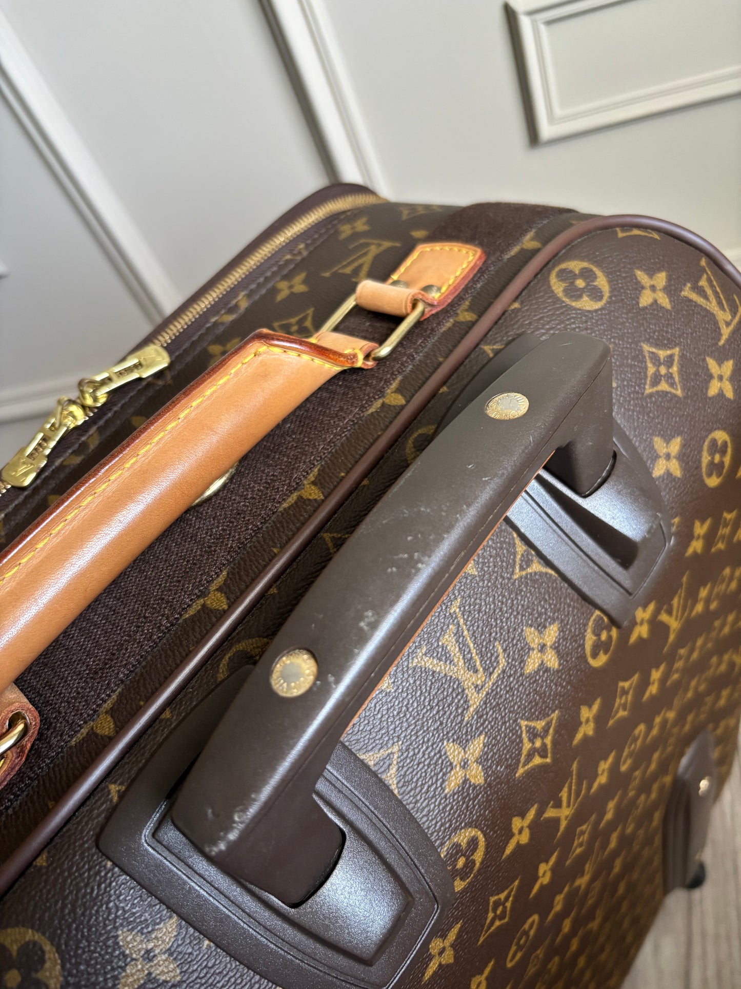 Louis Vuitton Pegase 55 Rolling Luggage