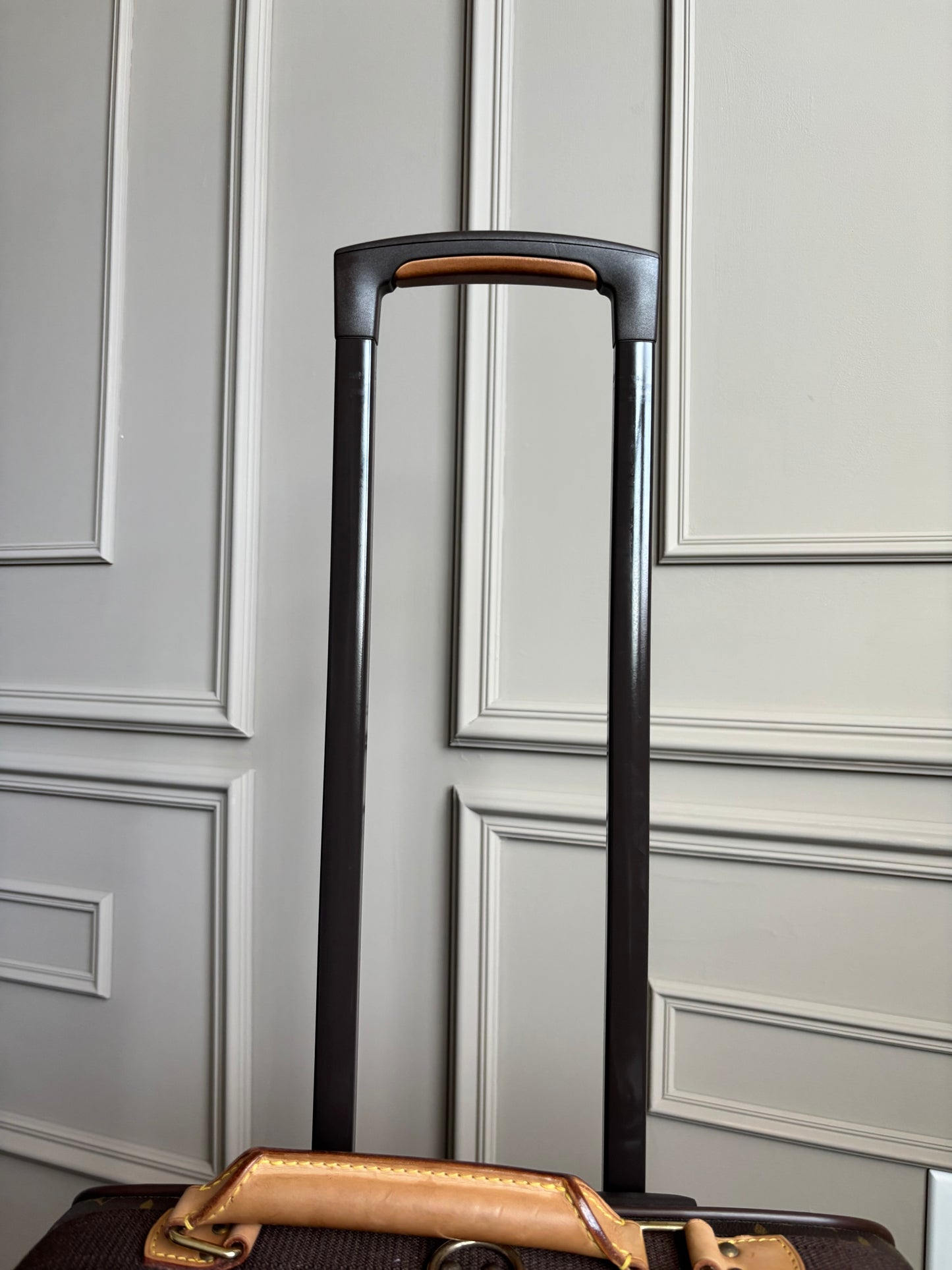 Louis Vuitton Pegase 55 Rolling Luggage