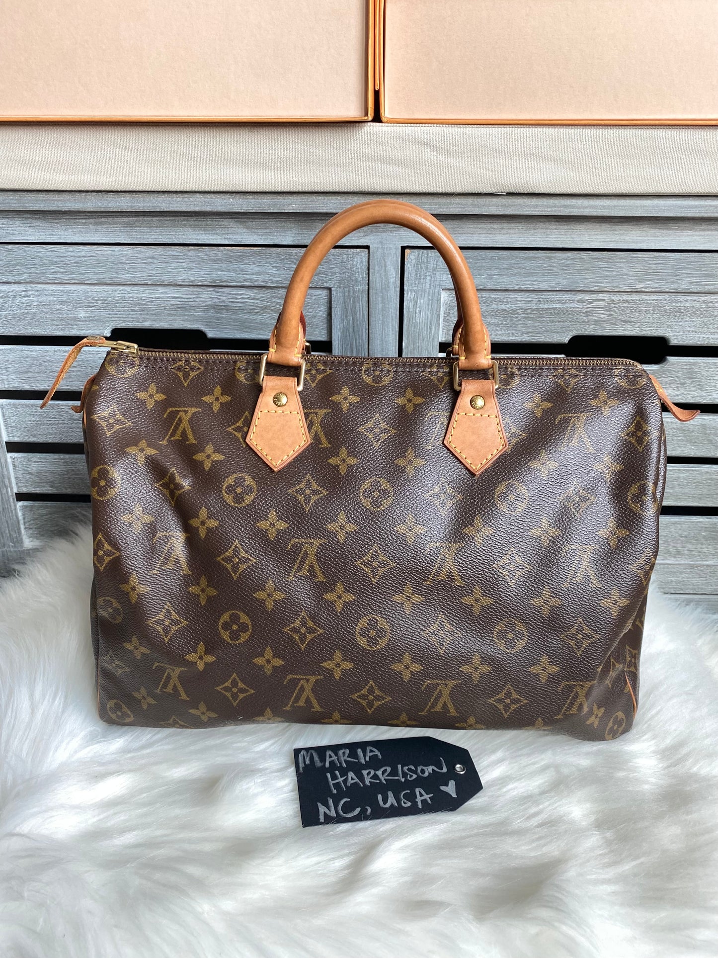 Louis Vuitton Speedy 35