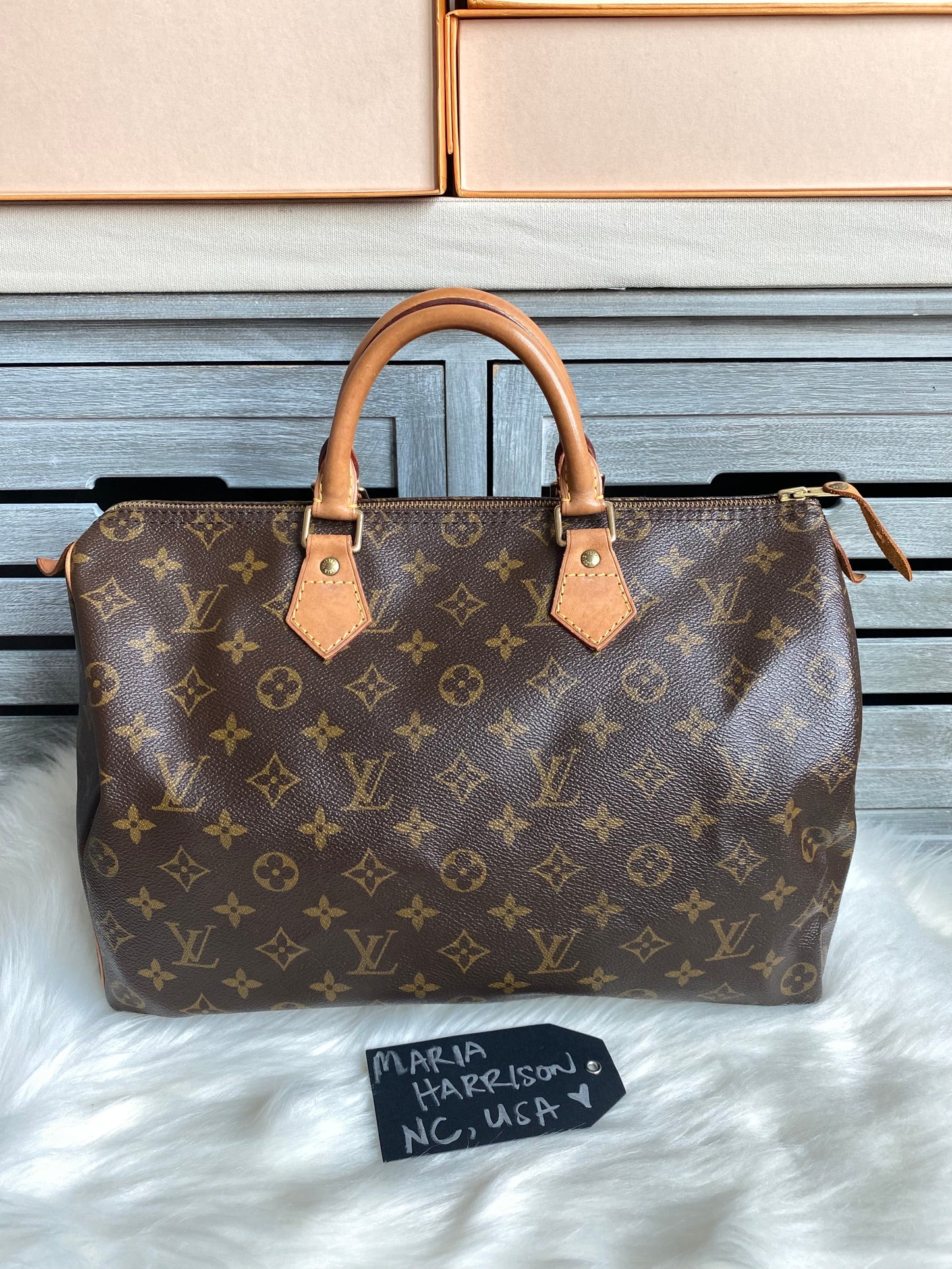 Louis Vuitton Speedy 35