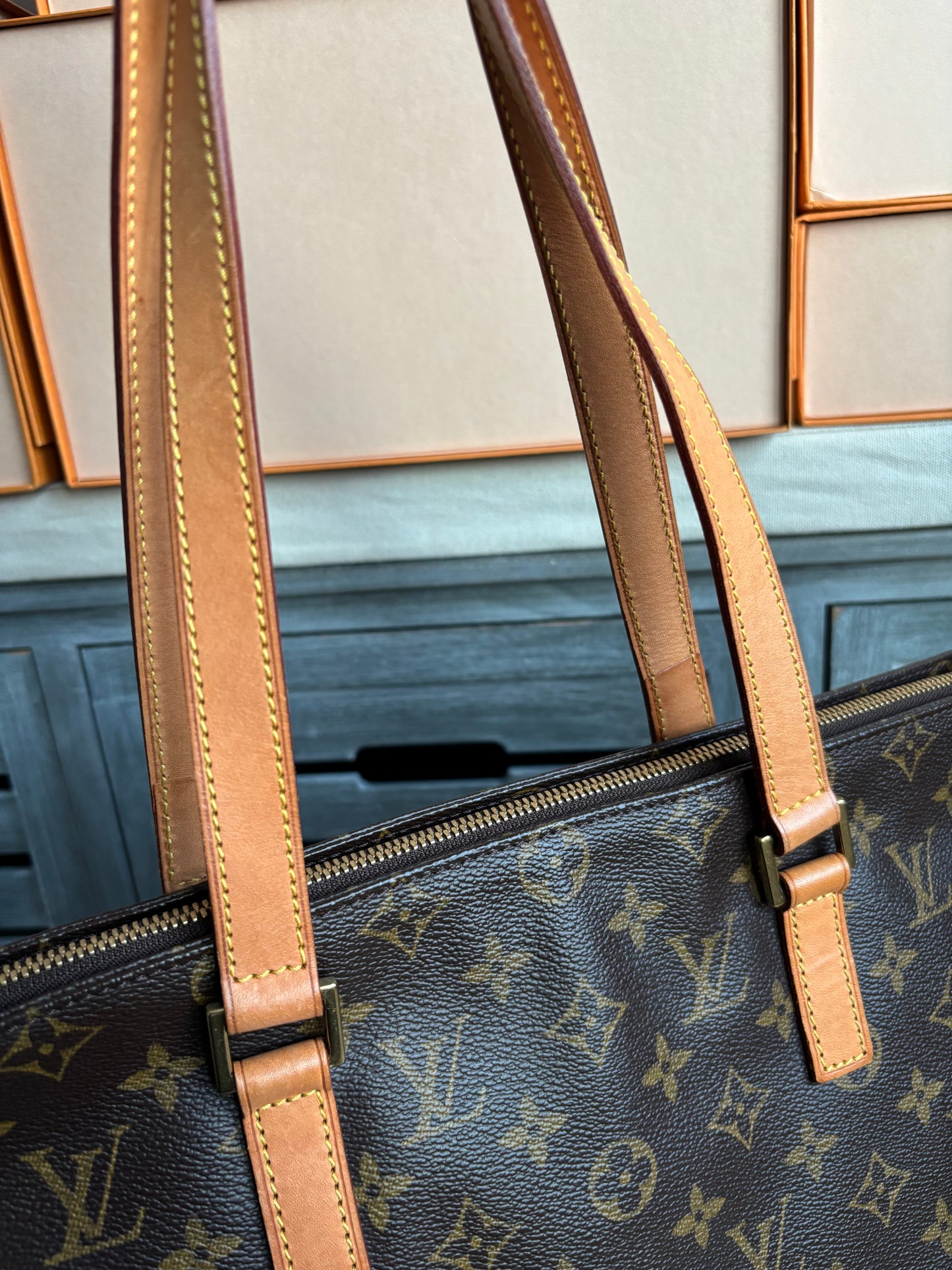 Louis Vuitton Cabas Mezzo