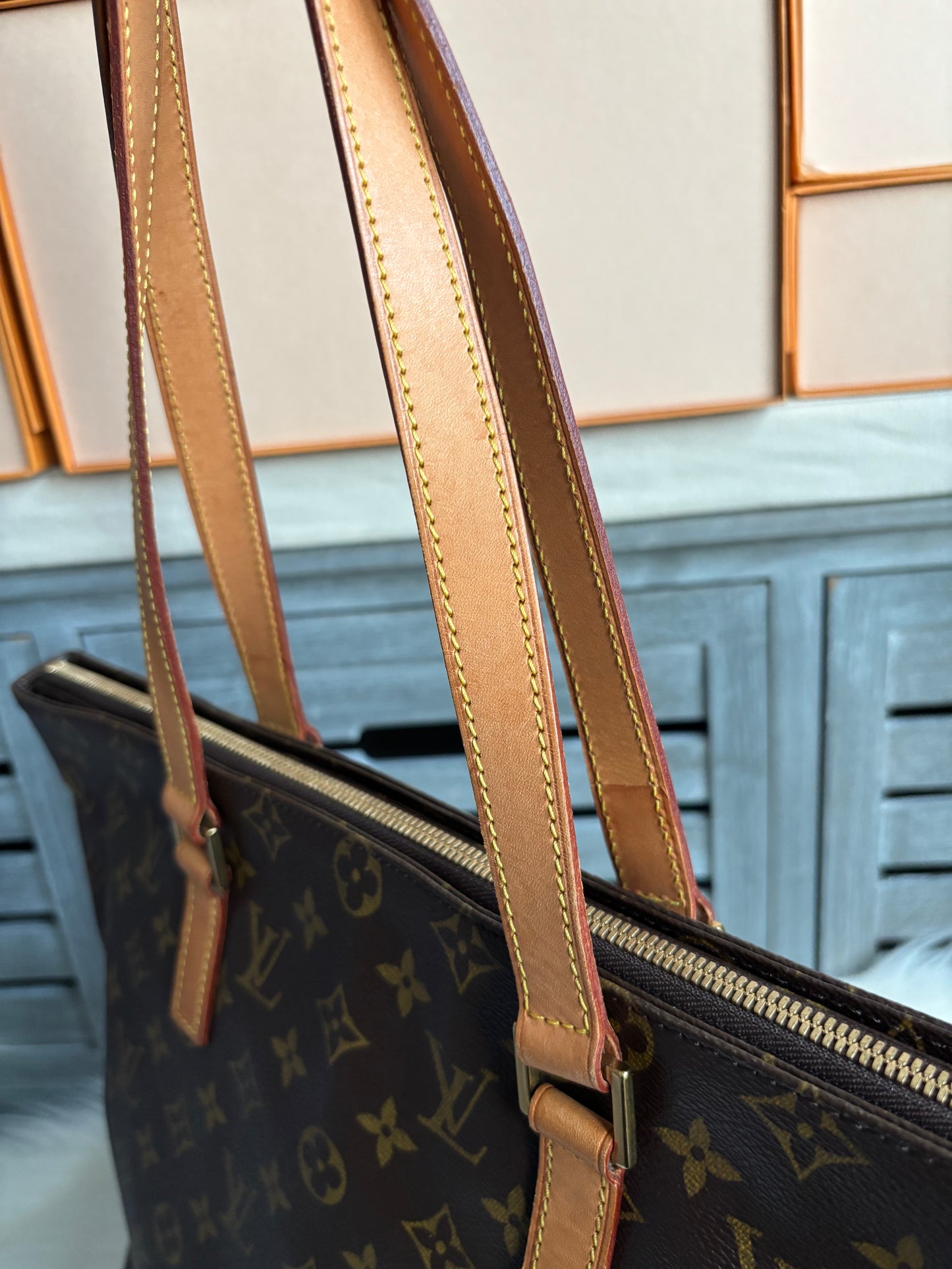 Louis Vuitton Cabas Mezzo