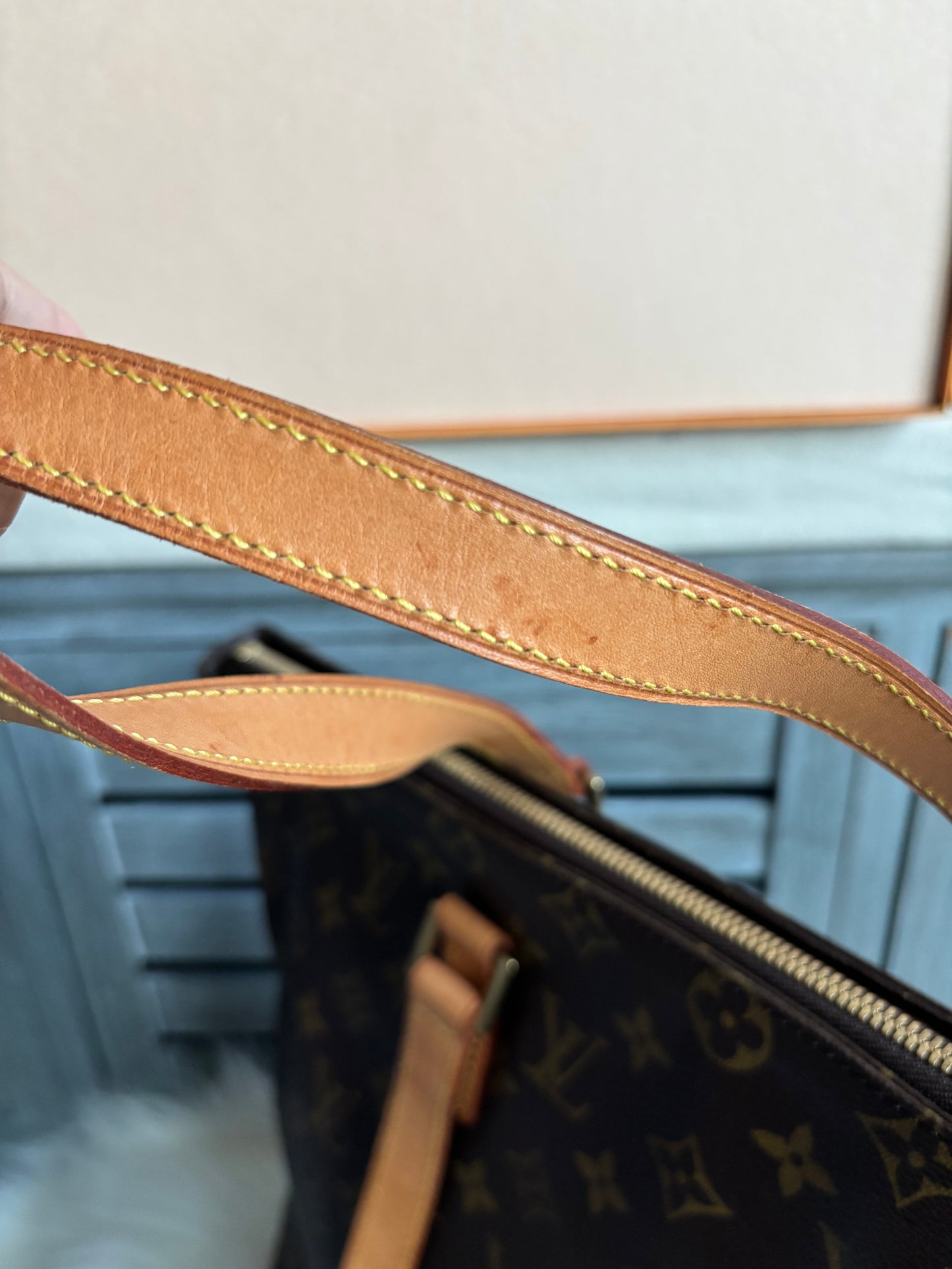 Louis Vuitton Cabas Mezzo