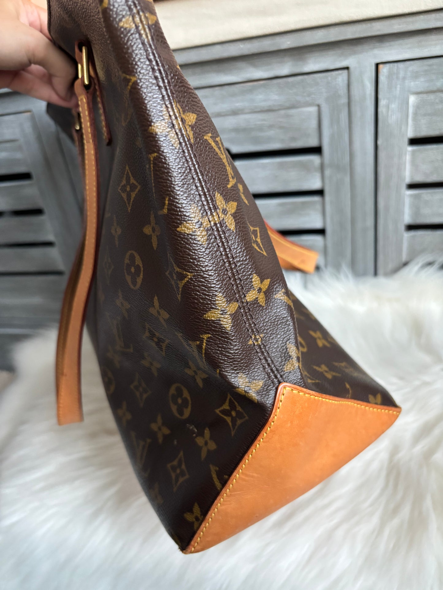 Louis Vuitton Cabas Mezzo
