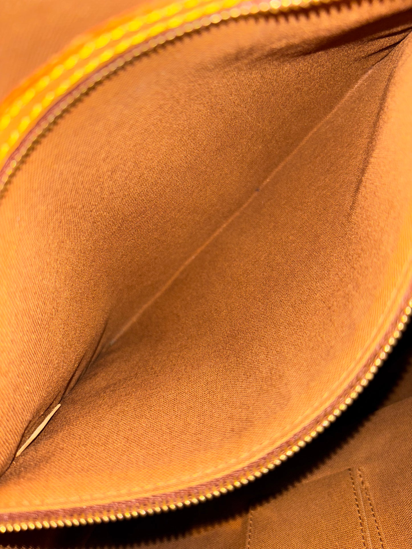 Louis Vuitton Cabas Mezzo