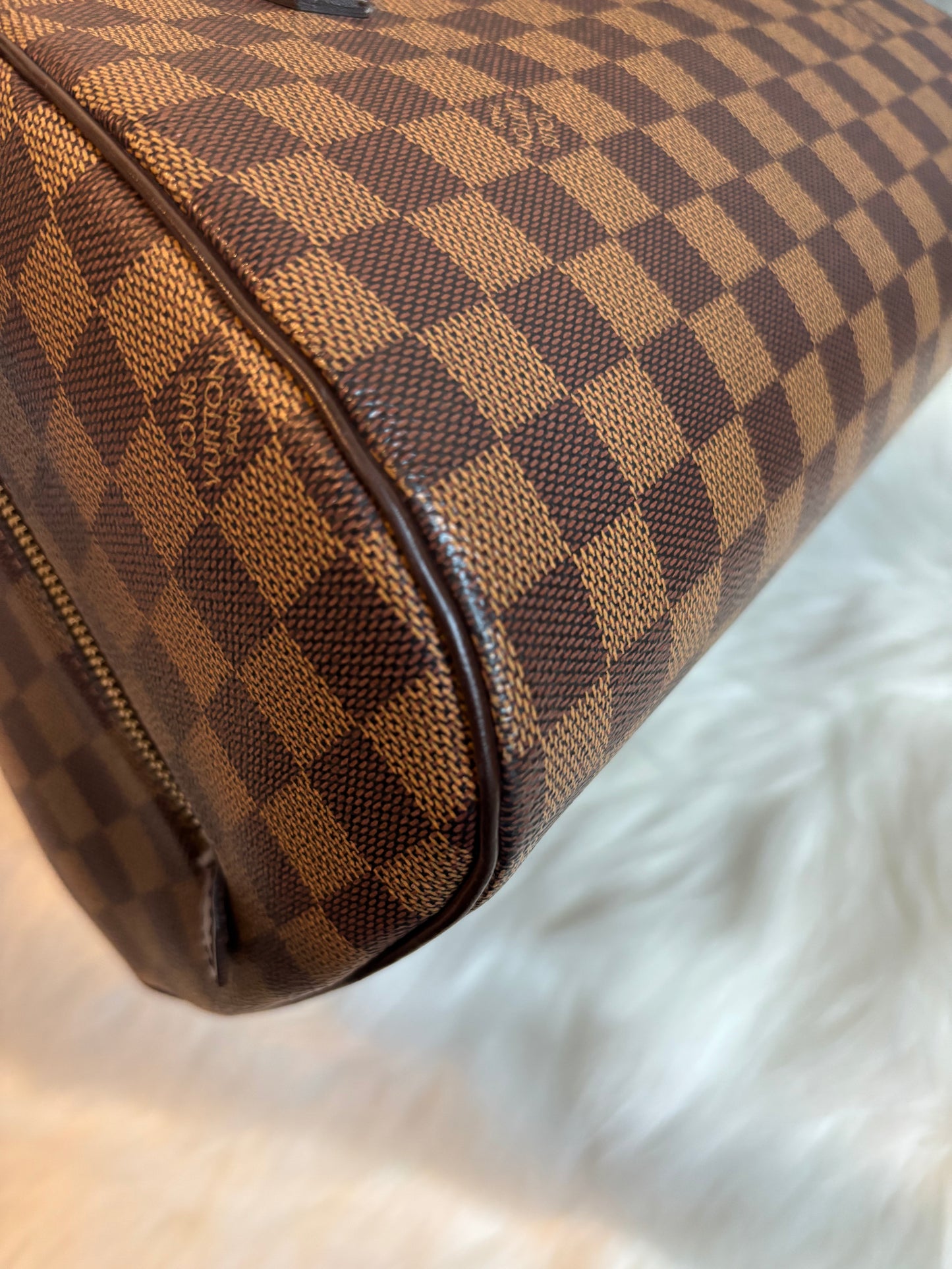 Louis Vuitton Ribera MM