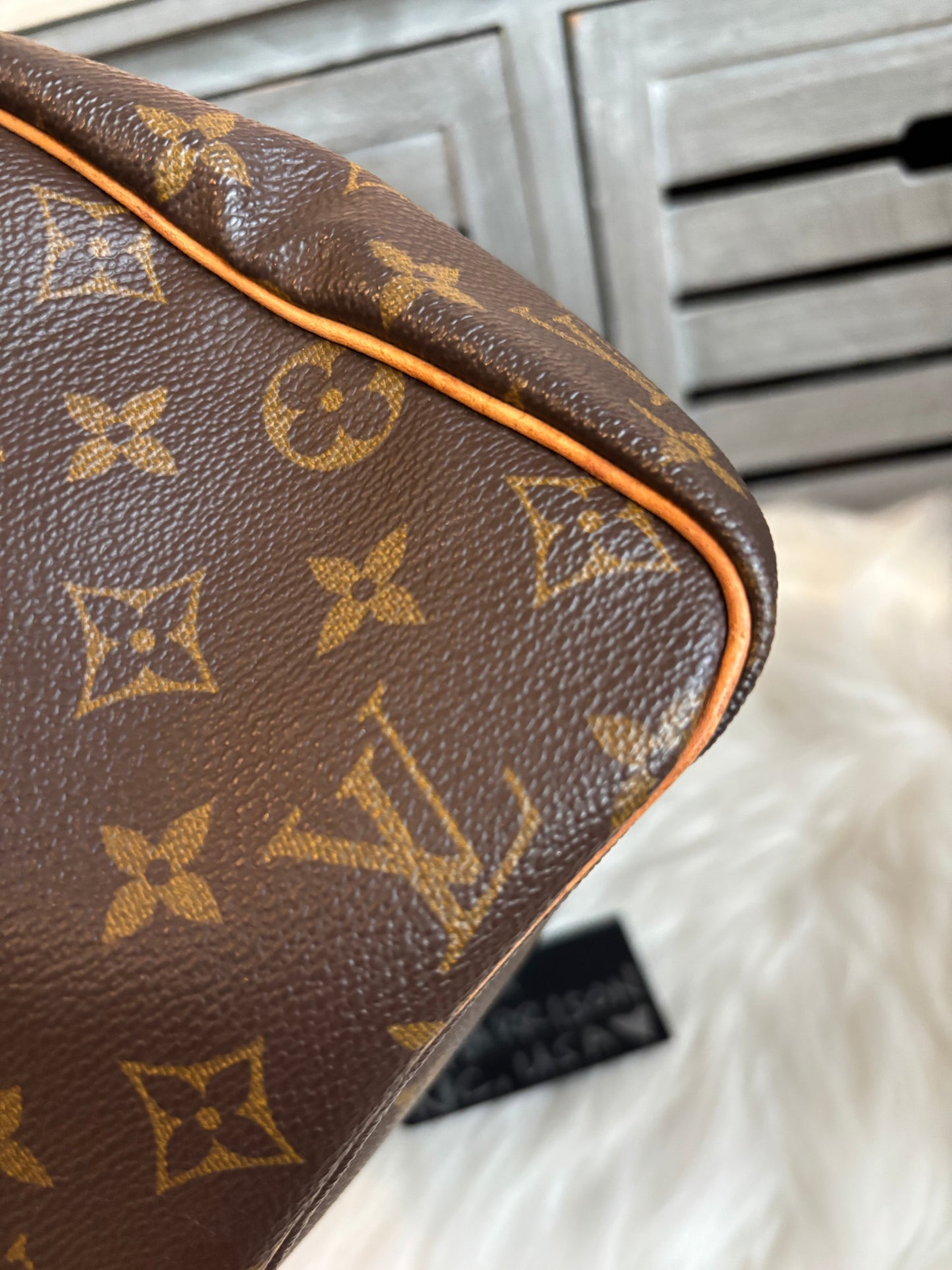 Louis Vuitton Speedy 30