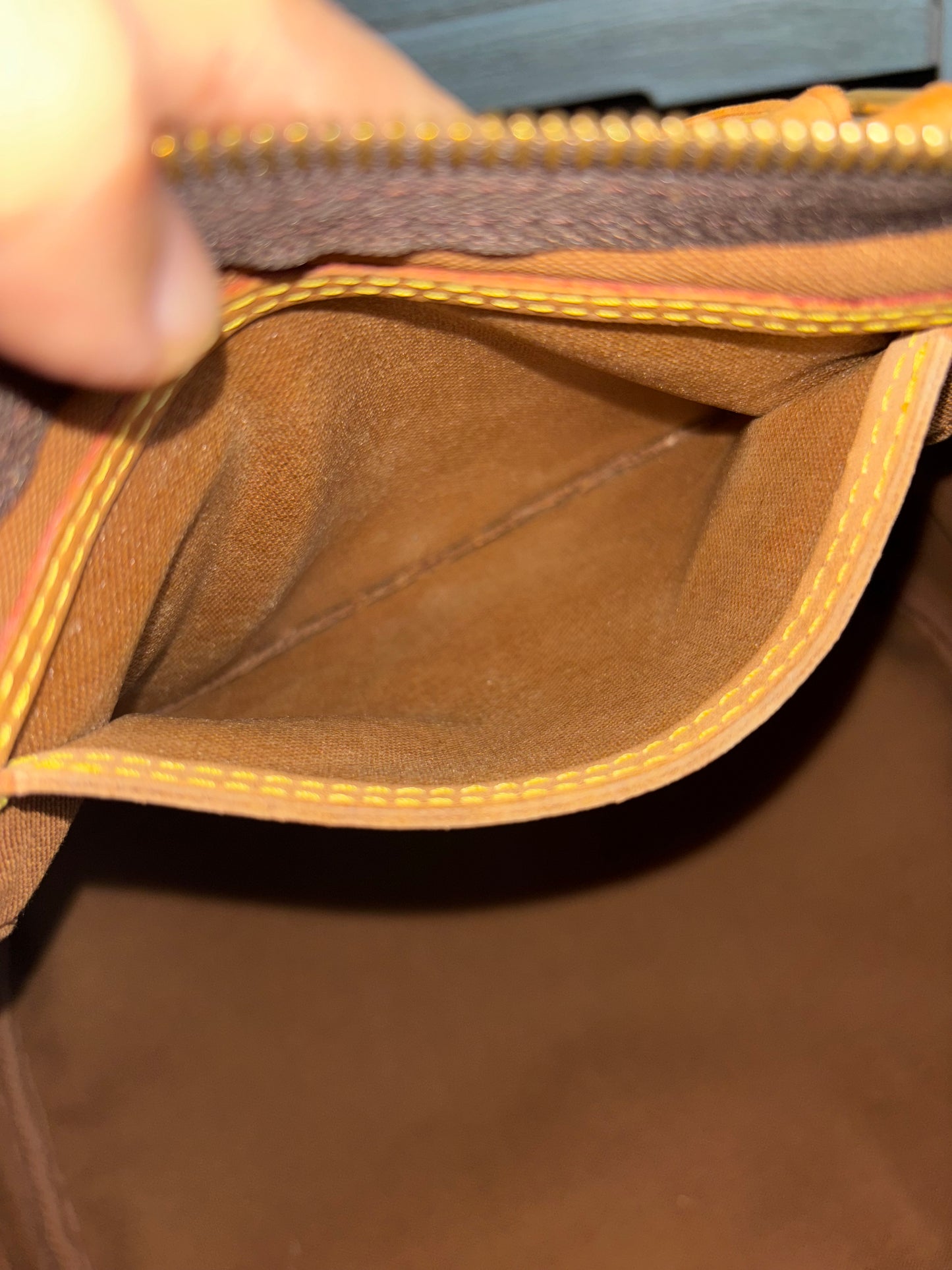 Louis Vuitton Speedy 30