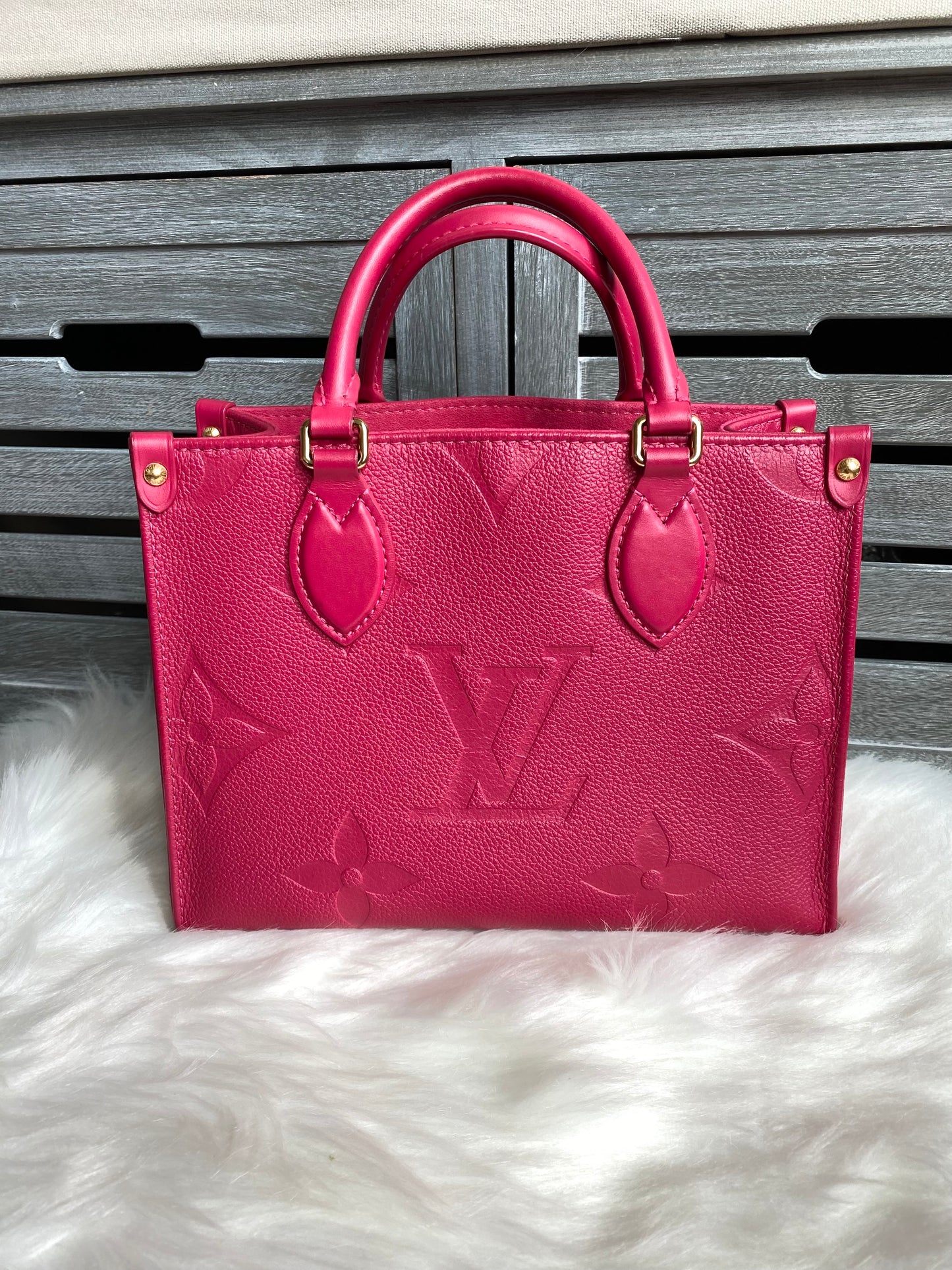 Louis Vuitton OnTheGo PM Freesia Pink Empreinte Leather