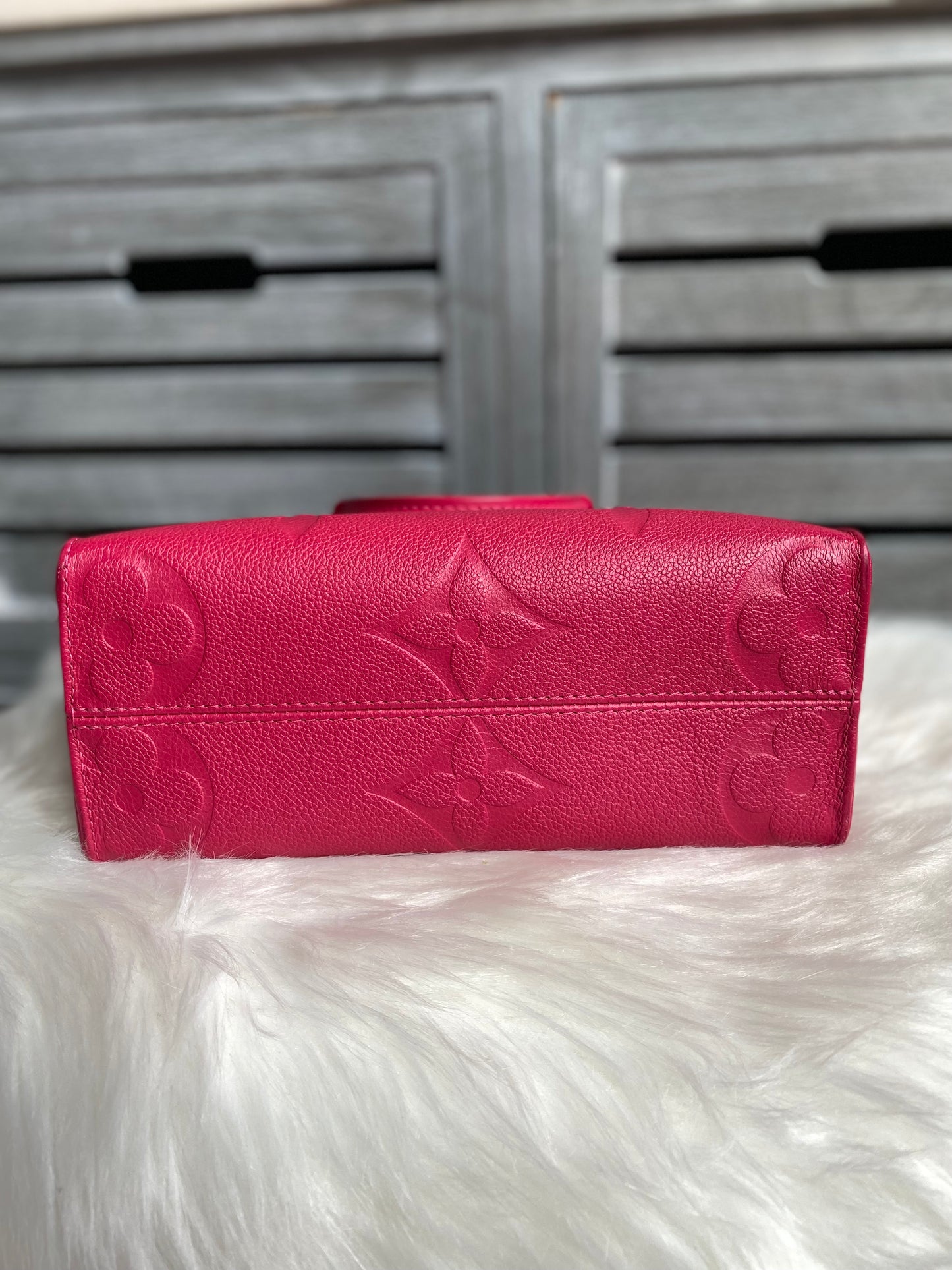 Louis Vuitton OnTheGo PM Freesia Pink Empreinte Leather