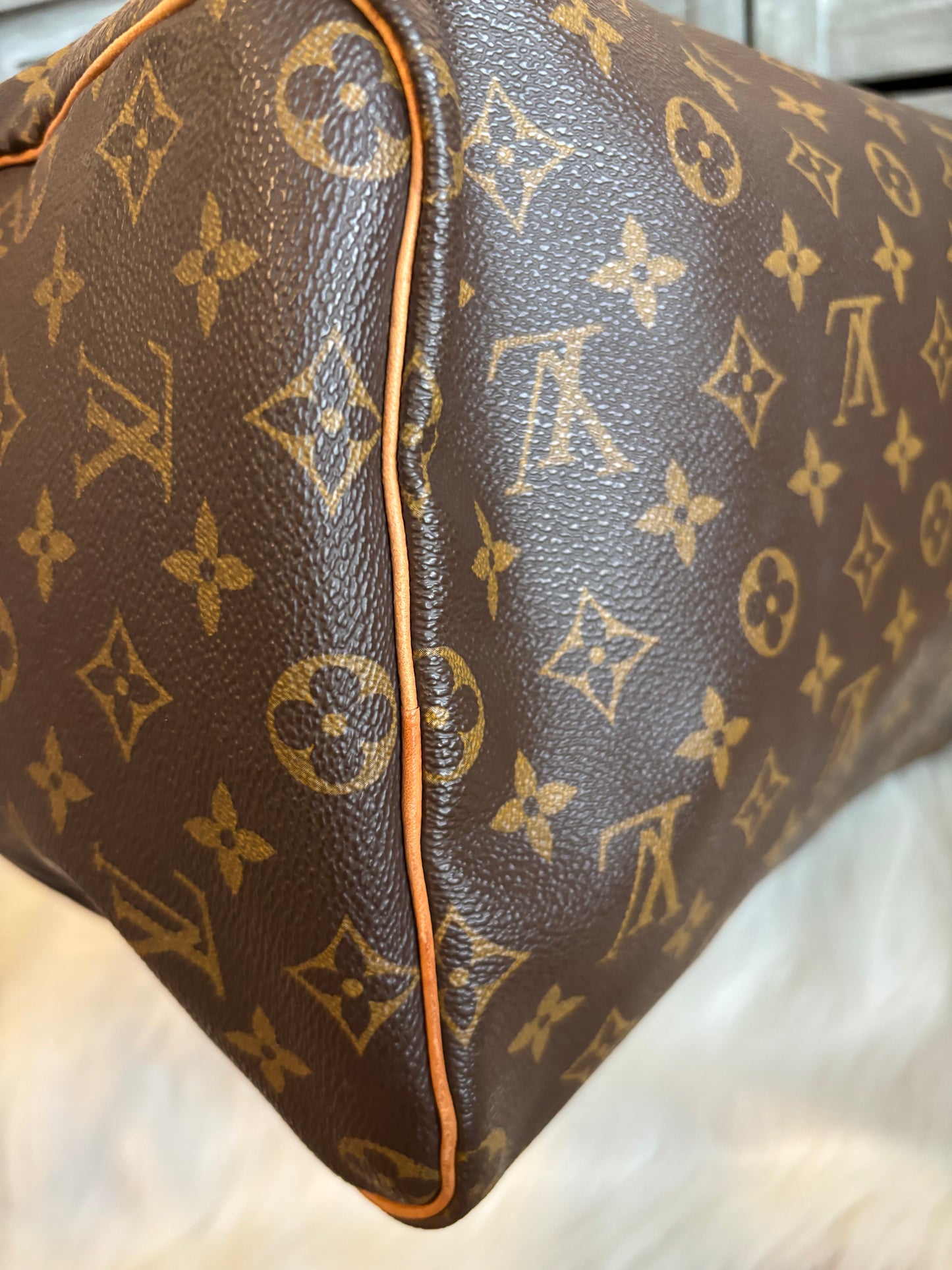 Louis Vuitton Speedy 40