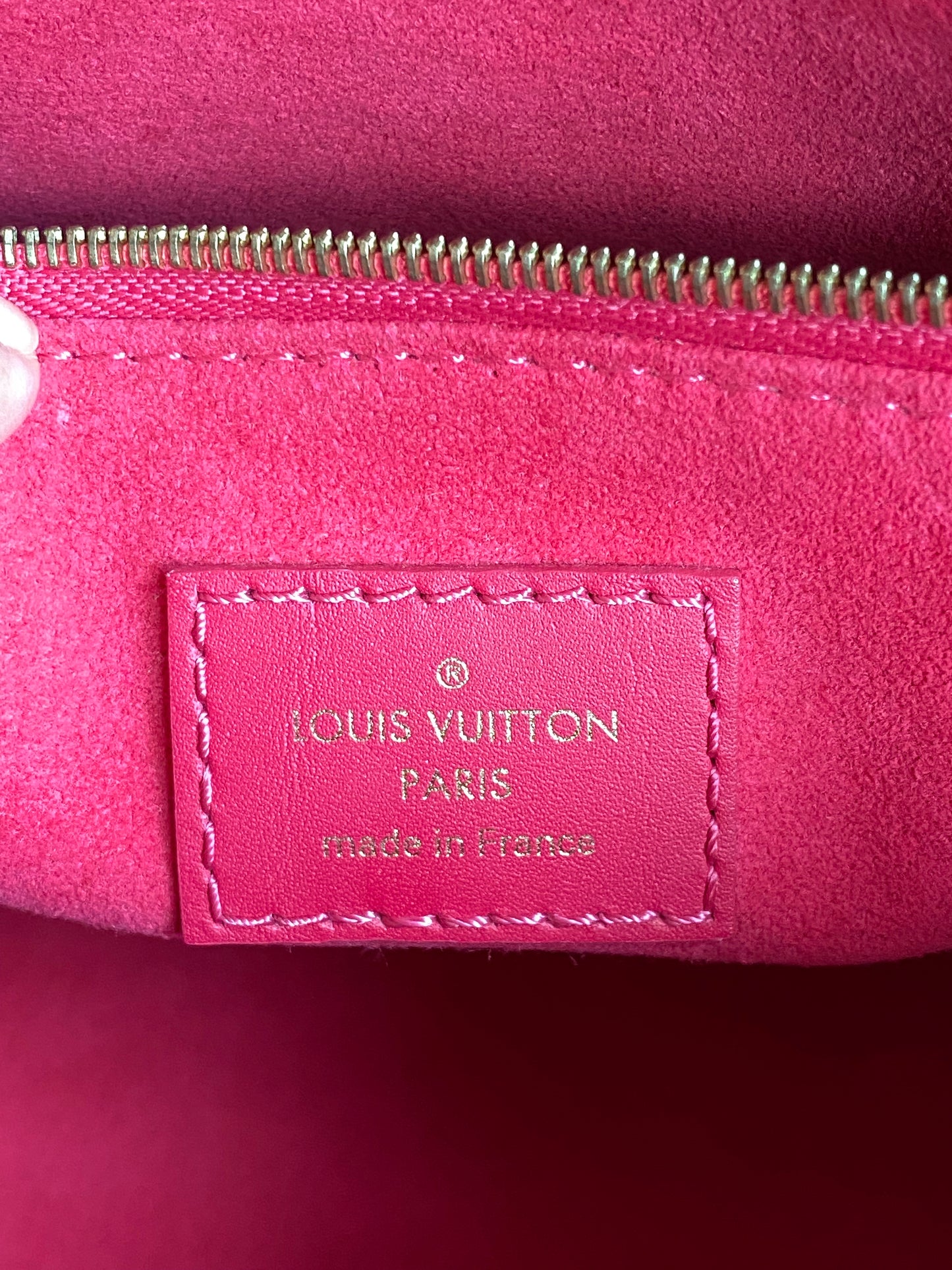 Louis Vuitton OnTheGo PM Freesia Pink Empreinte Leather