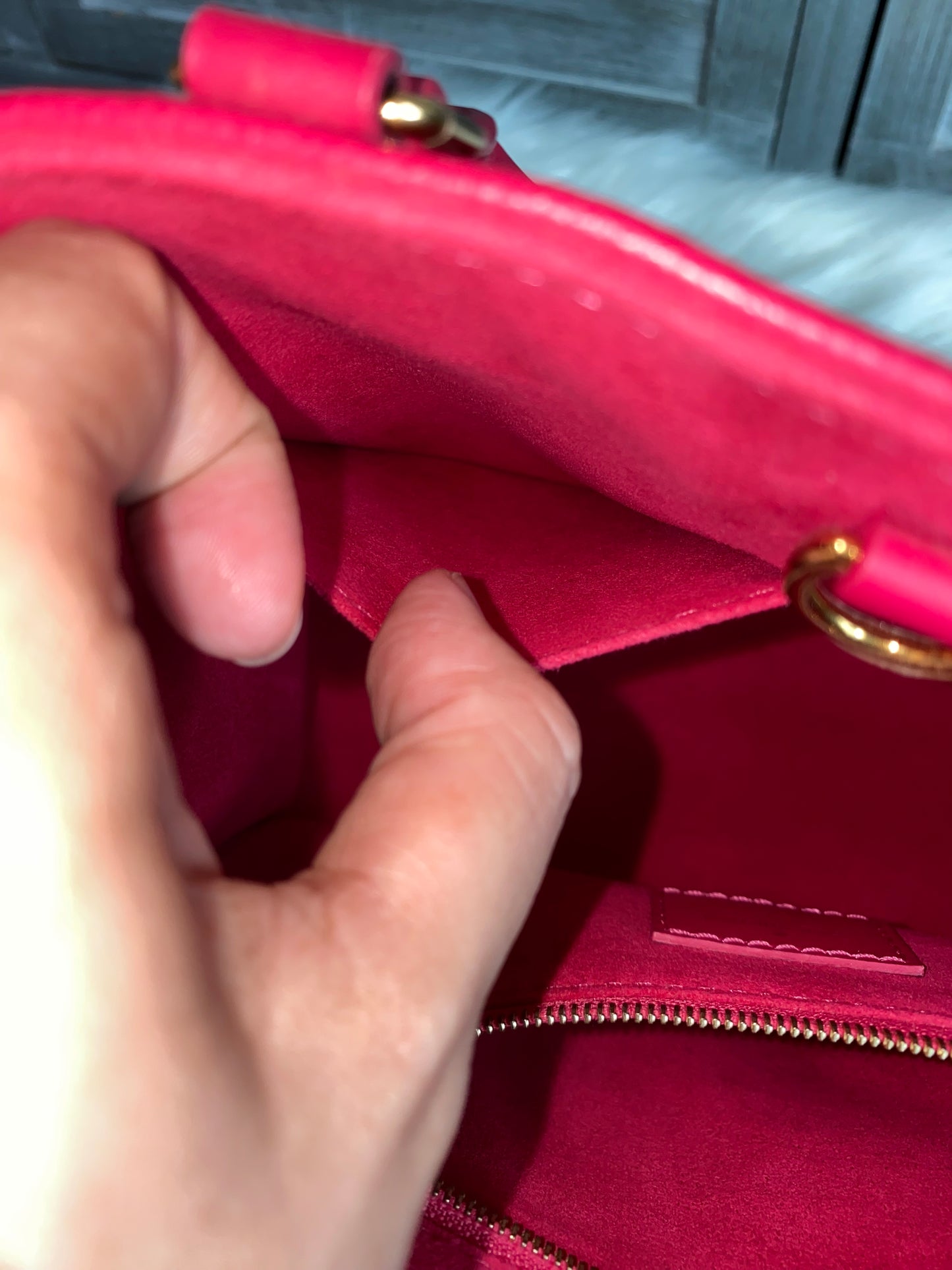 Louis Vuitton OnTheGo PM Freesia Pink Empreinte Leather