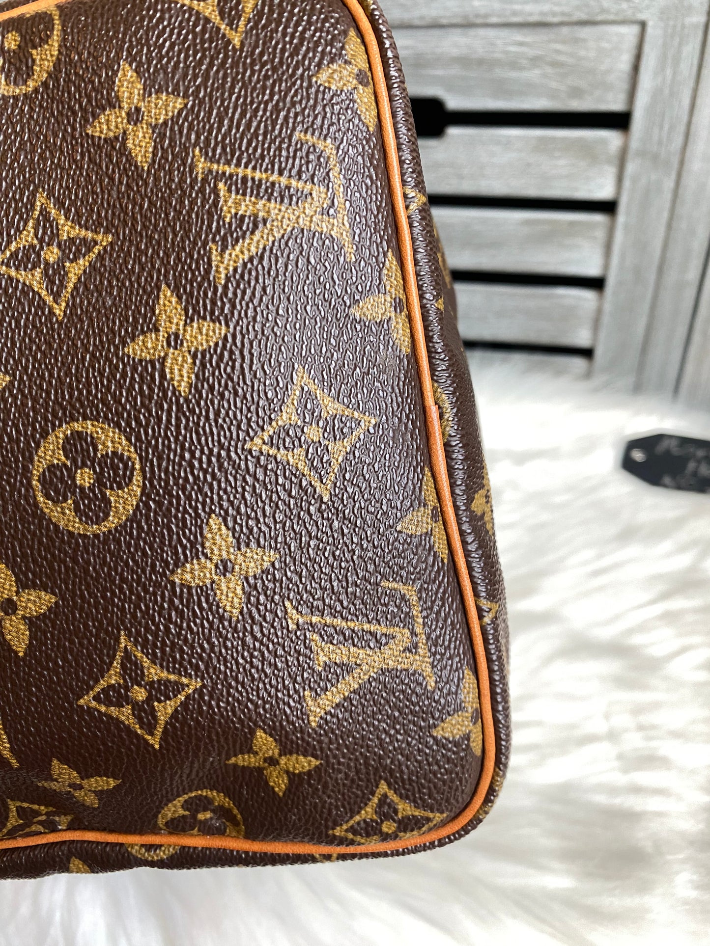 Louis Vuitton Speedy 30
