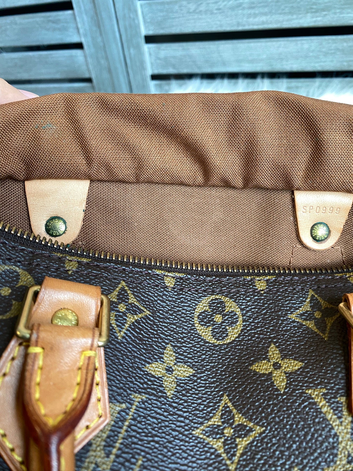 Louis Vuitton Speedy 30