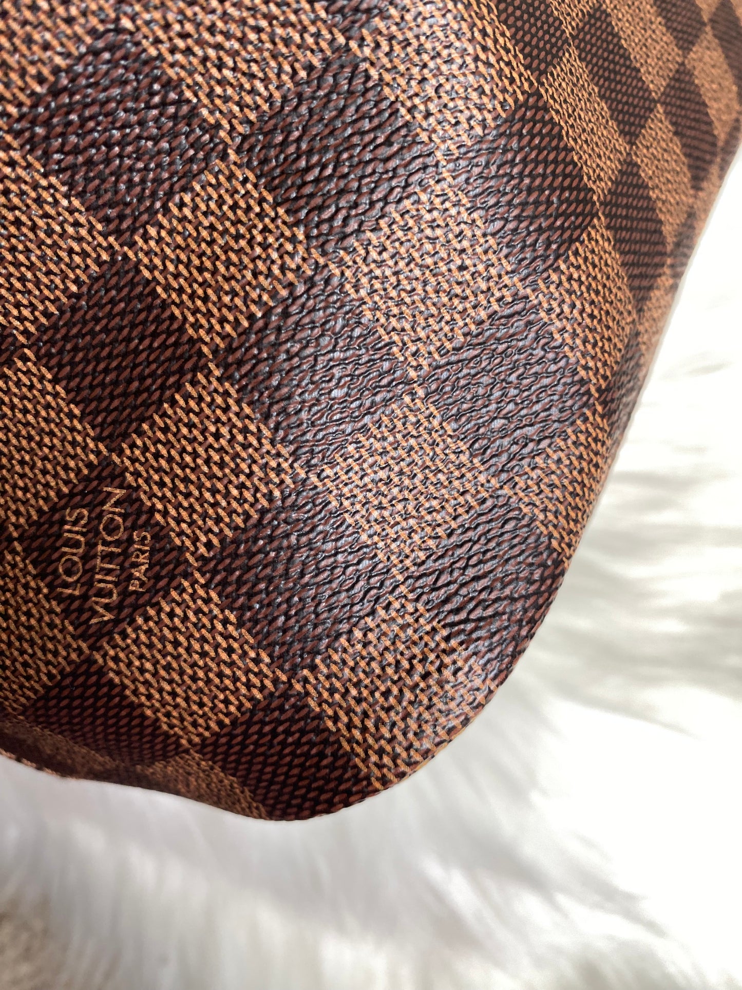 Louis Vuitton Neverfull MM With Pouch Damier Ebene