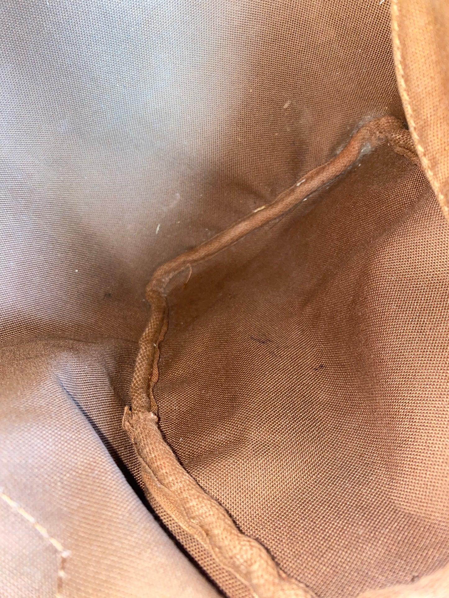 Louis Vuitton Speedy 25