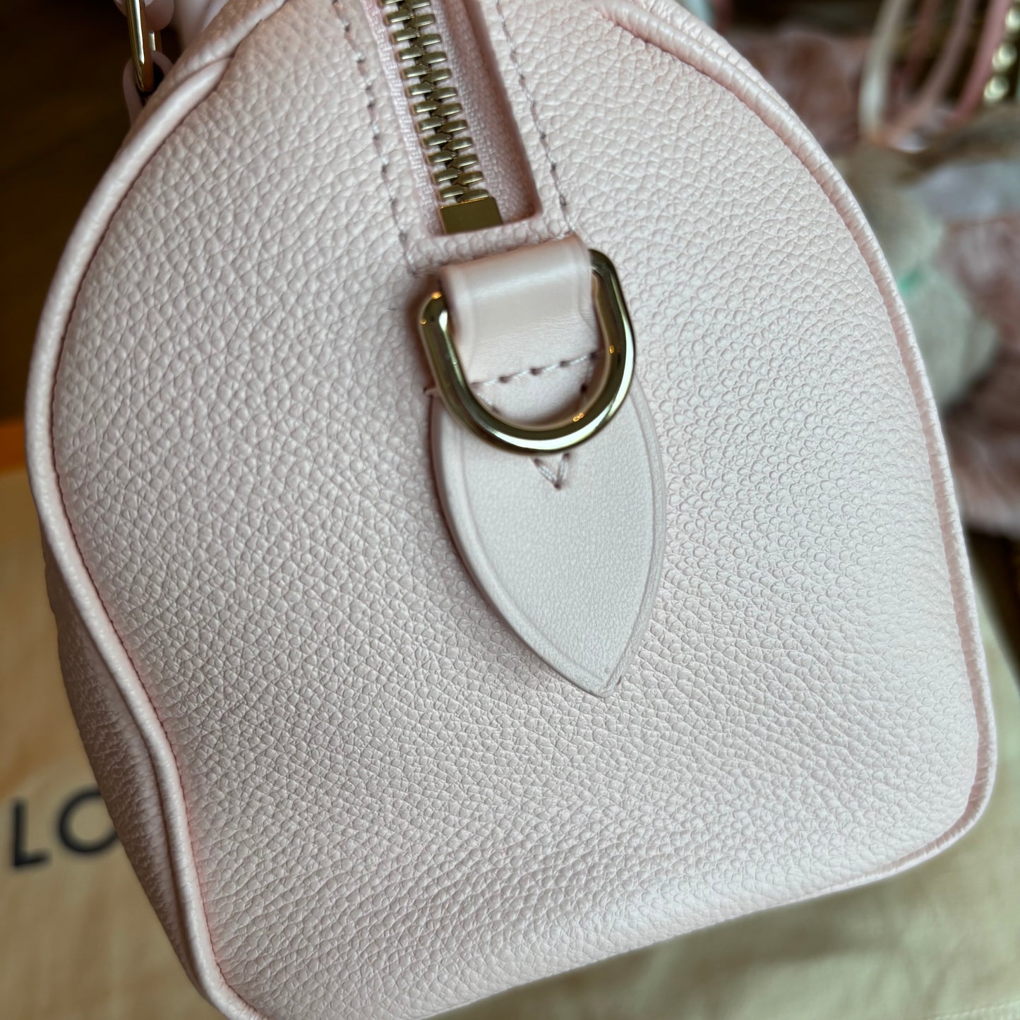 Louis Vuitton Speedy 20 Bandouliere Pink Opale Empreinte Leather