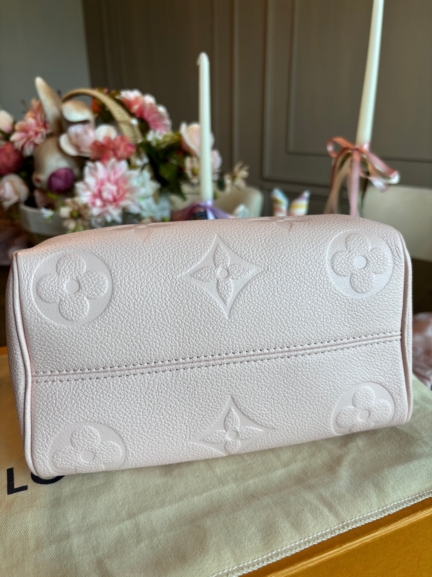 Louis Vuitton Speedy 20 Bandouliere Pink Opale Empreinte Leather