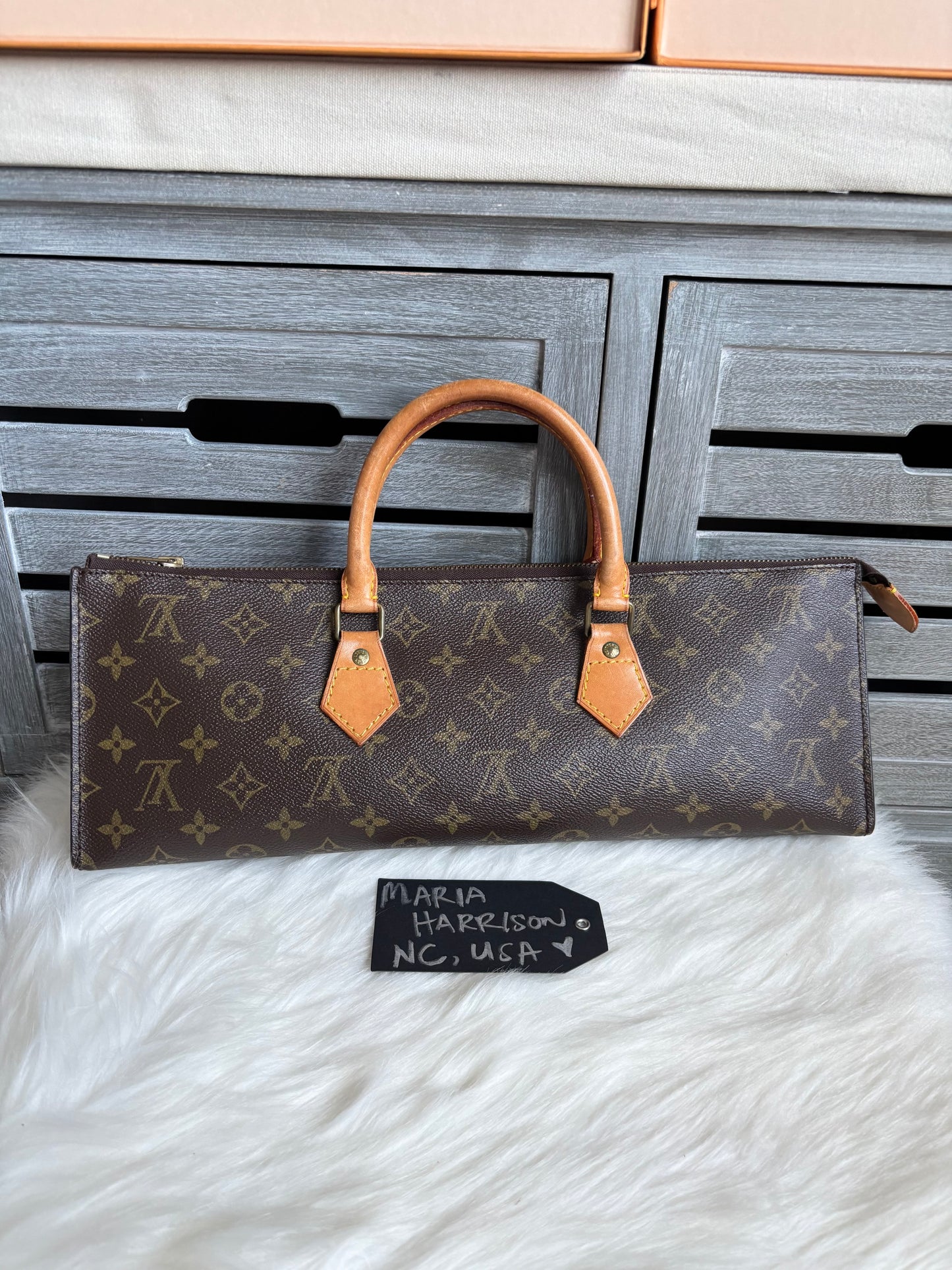 Louis Vuitton Sac Triangle Monogram