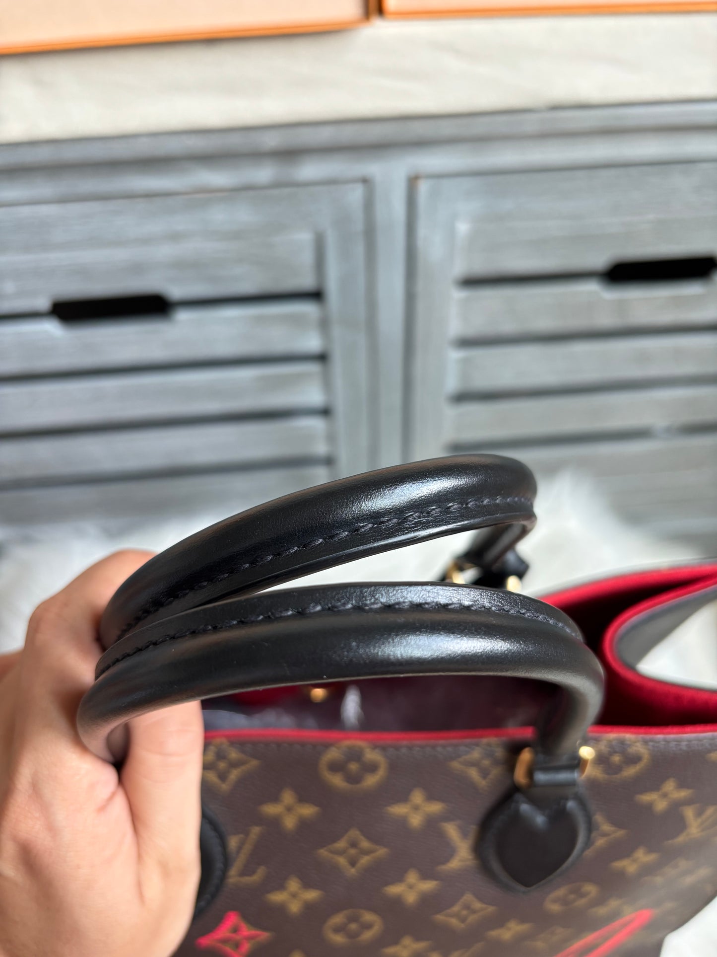 Louis Vuitton Fall In Love OnTheGo MM