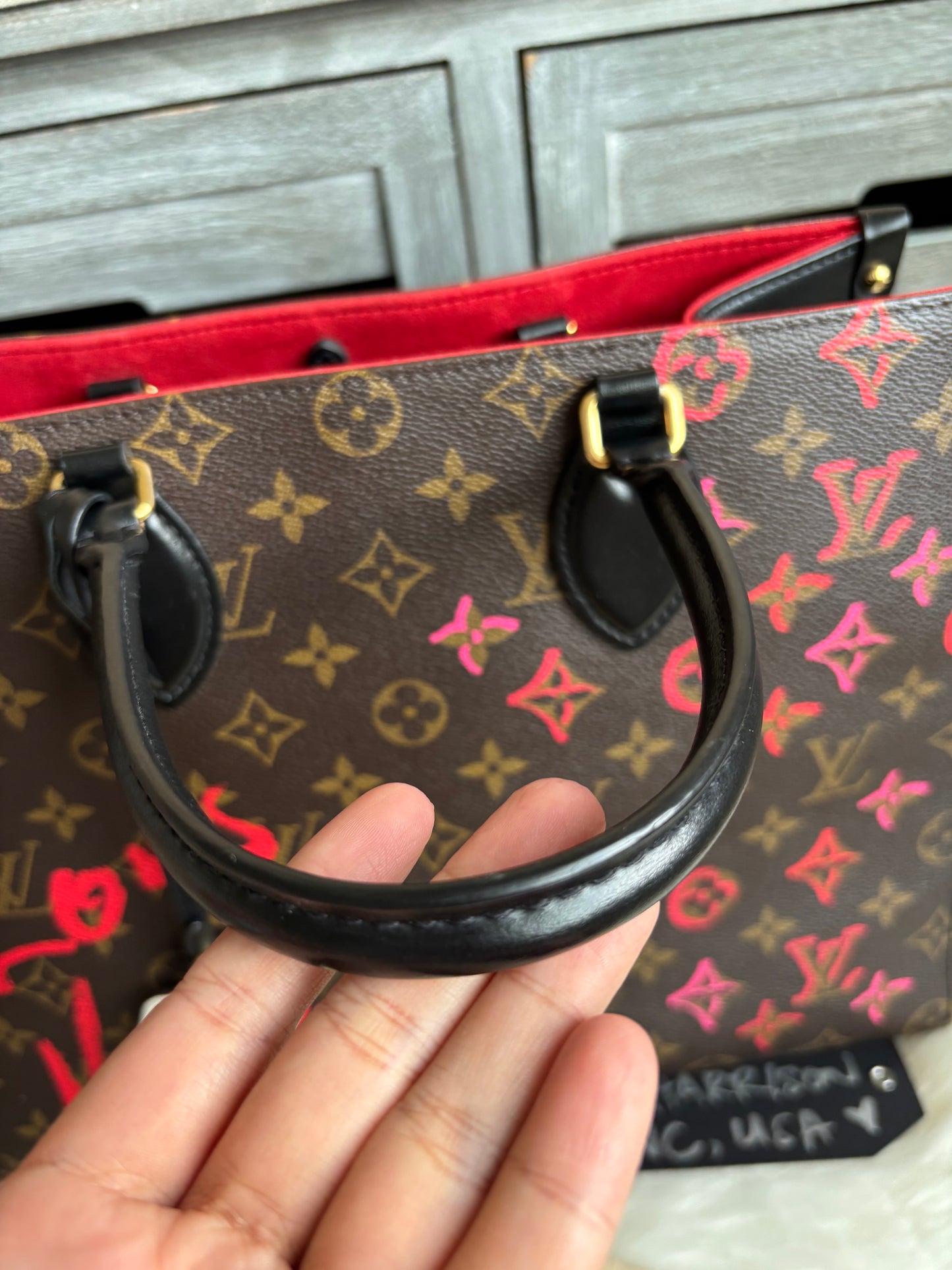Louis Vuitton Fall In Love OnTheGo MM