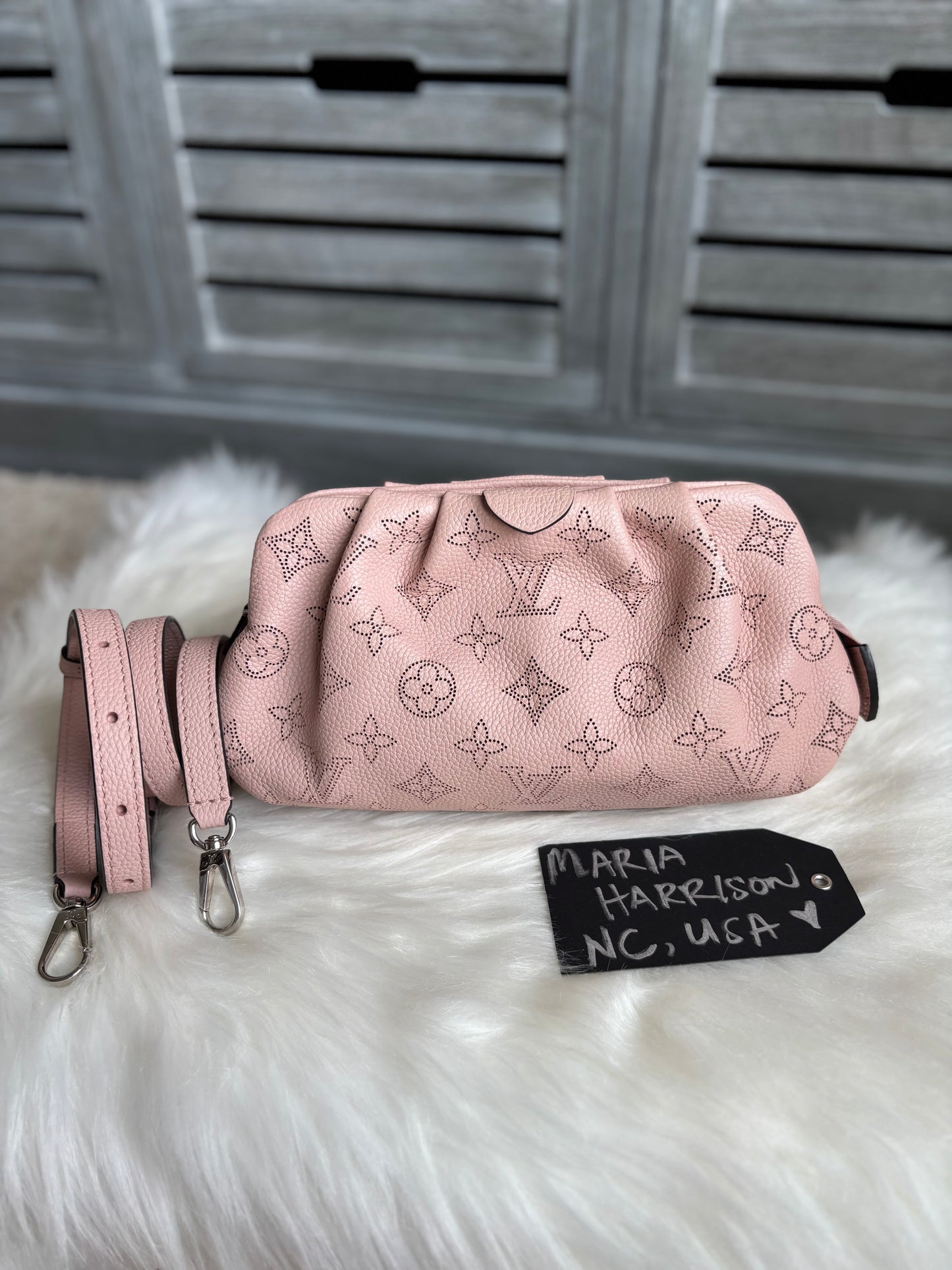 Louis Vuitton Magnolia Monogram Mahina Leather Scala Pouch/Crossbody Bag