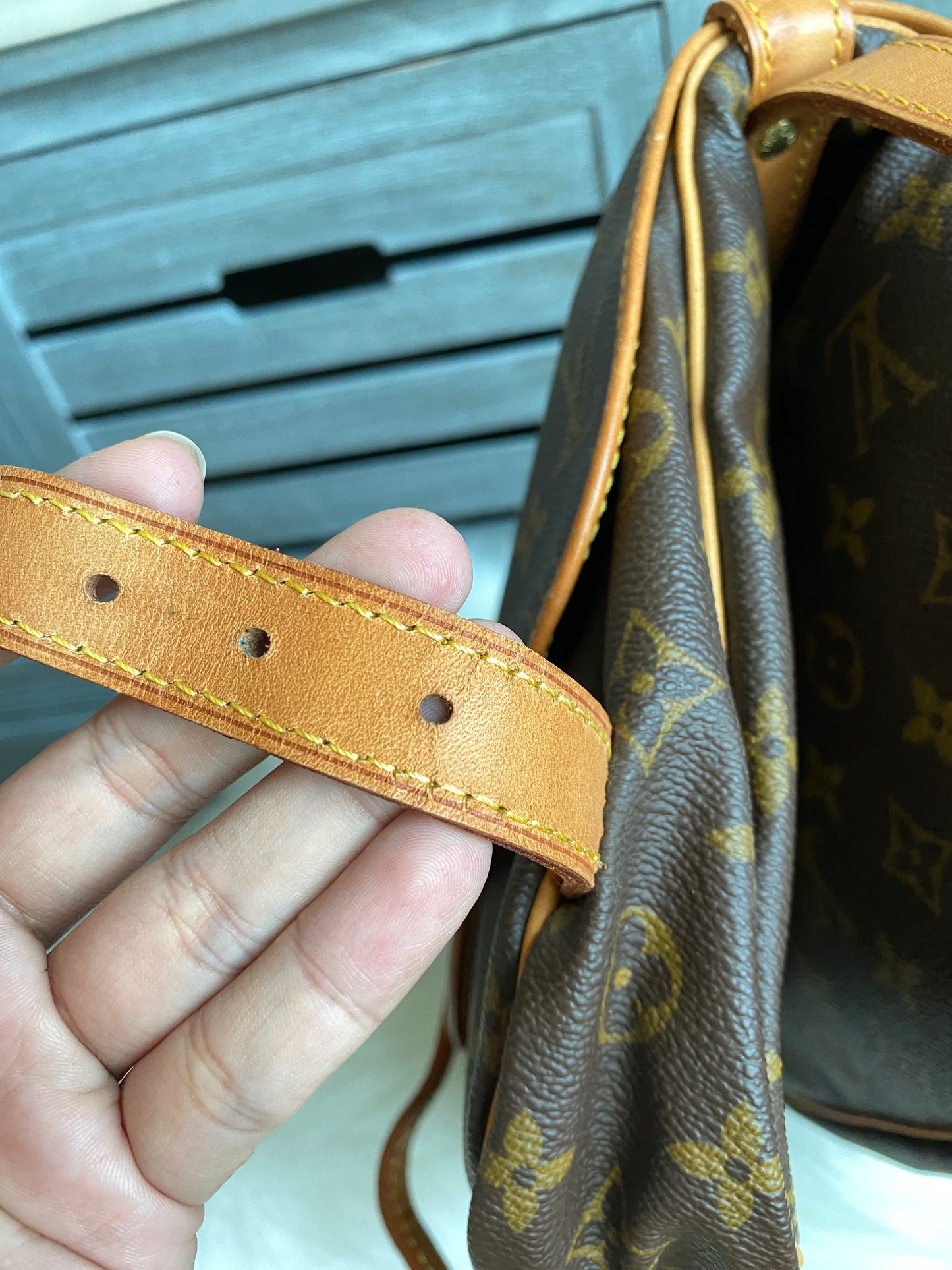 Louis Vuitton Saumur 30