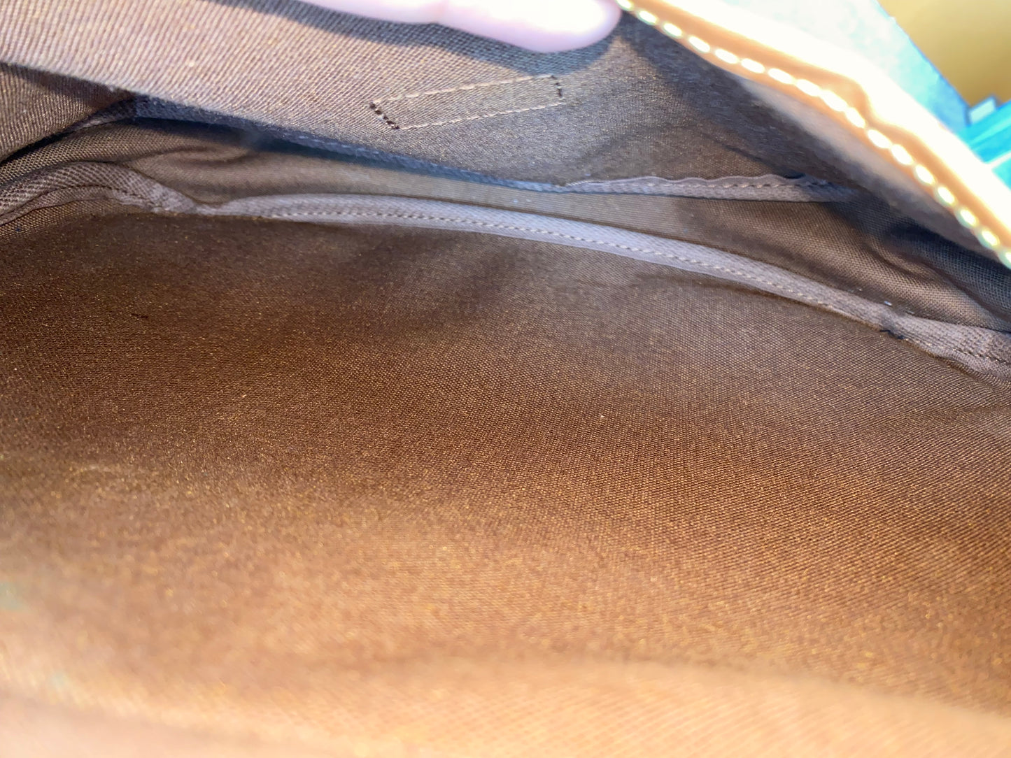 Louis Vuitton Saumur 30