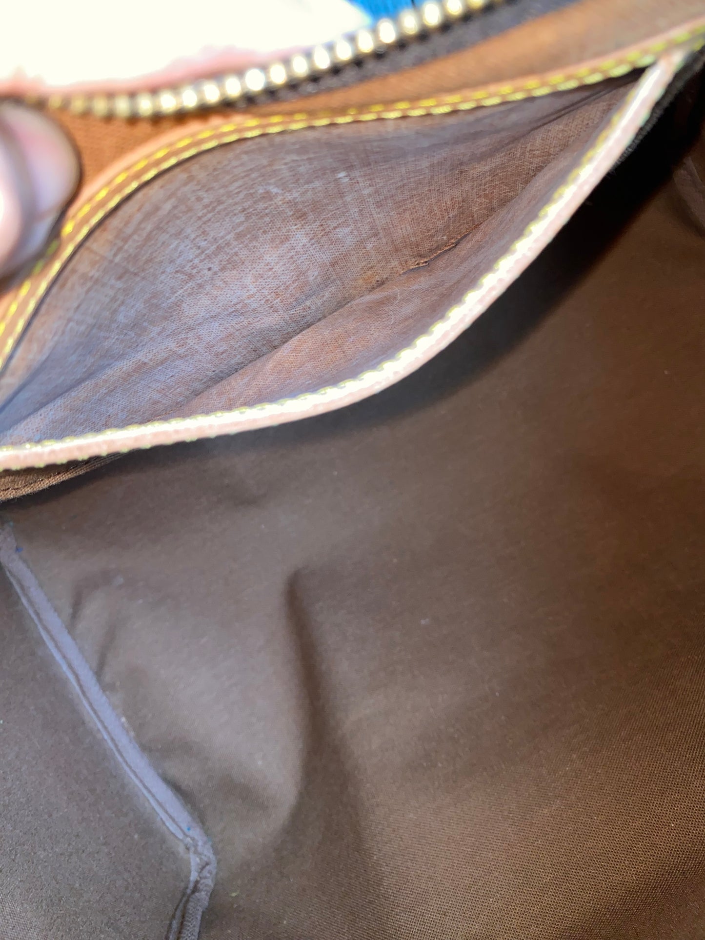 Louis Vuitton Speedy 35