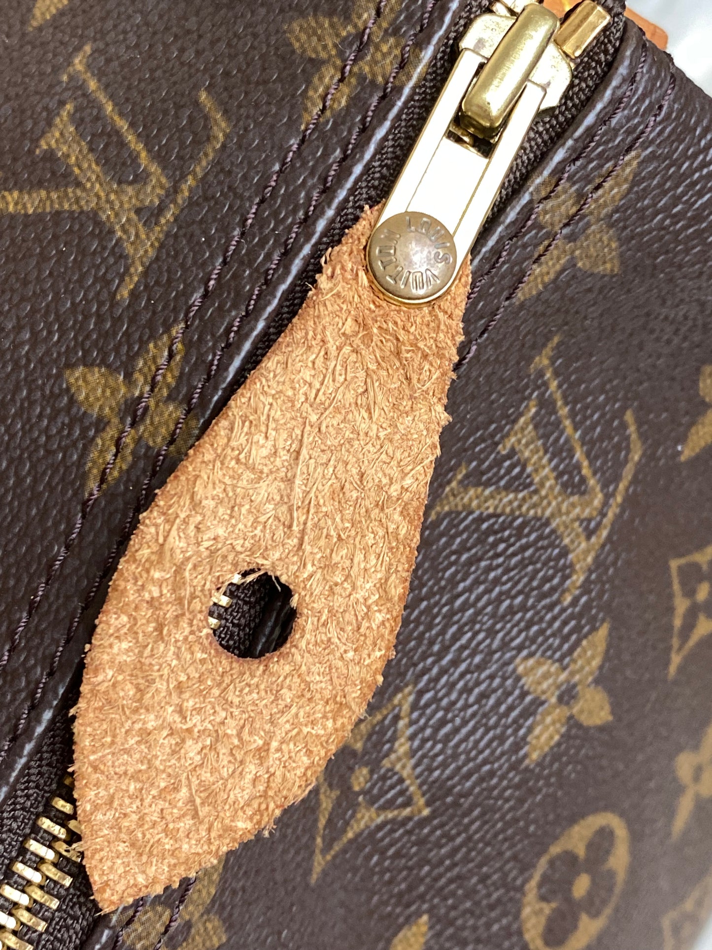 Louis Vuitton Speedy 40