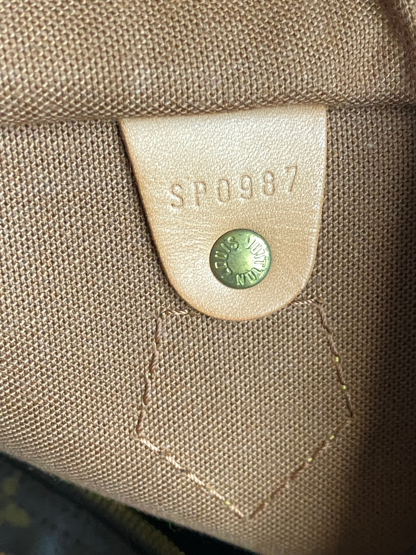 Louis Vuitton Speedy 40