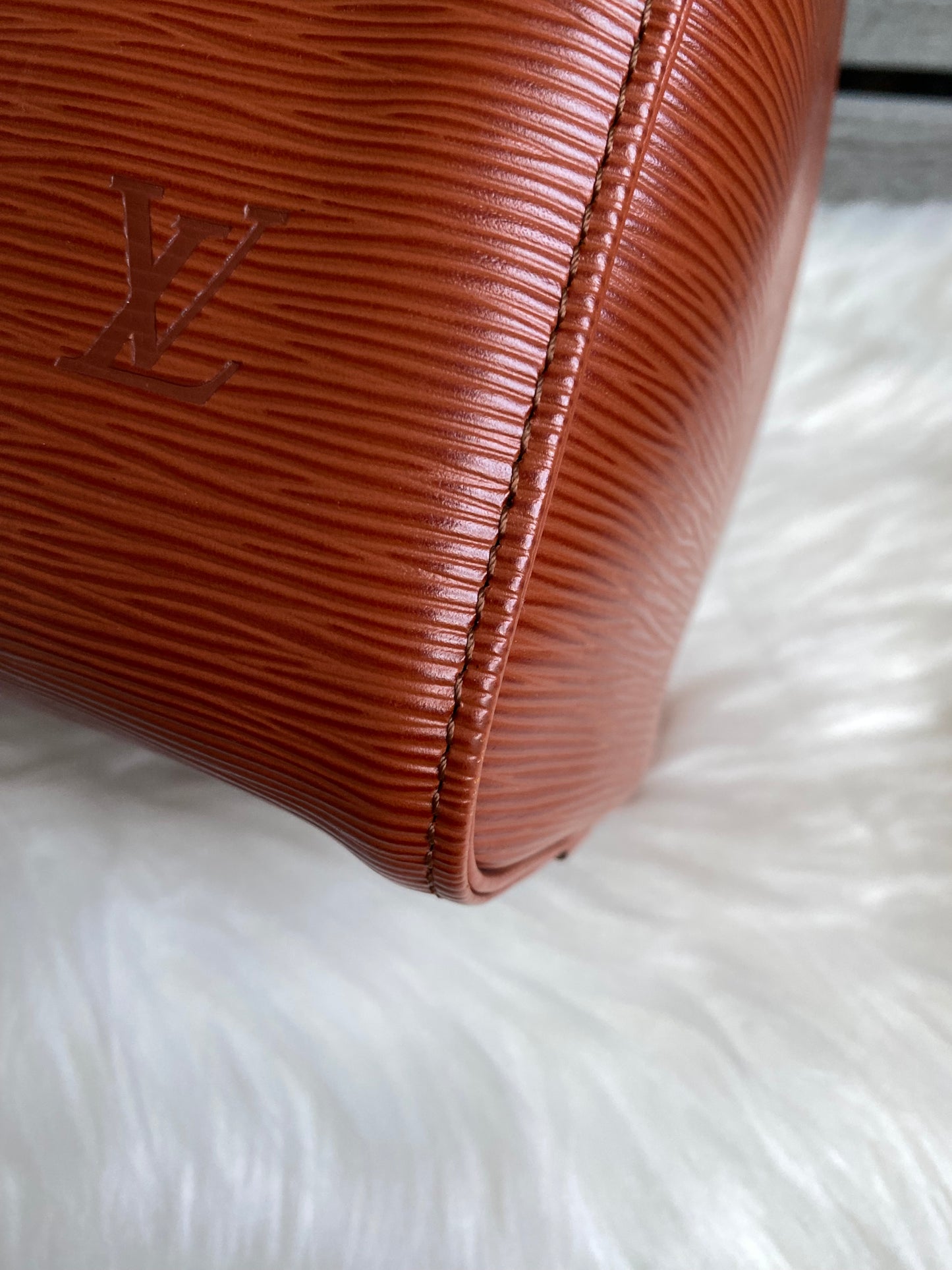 Louis Vuitton Speedy 25 Kenya Brown Epi Leather