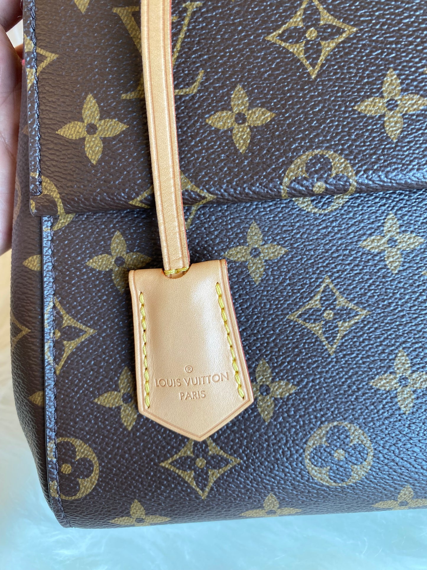 Louis Vuitton Cluny BB
