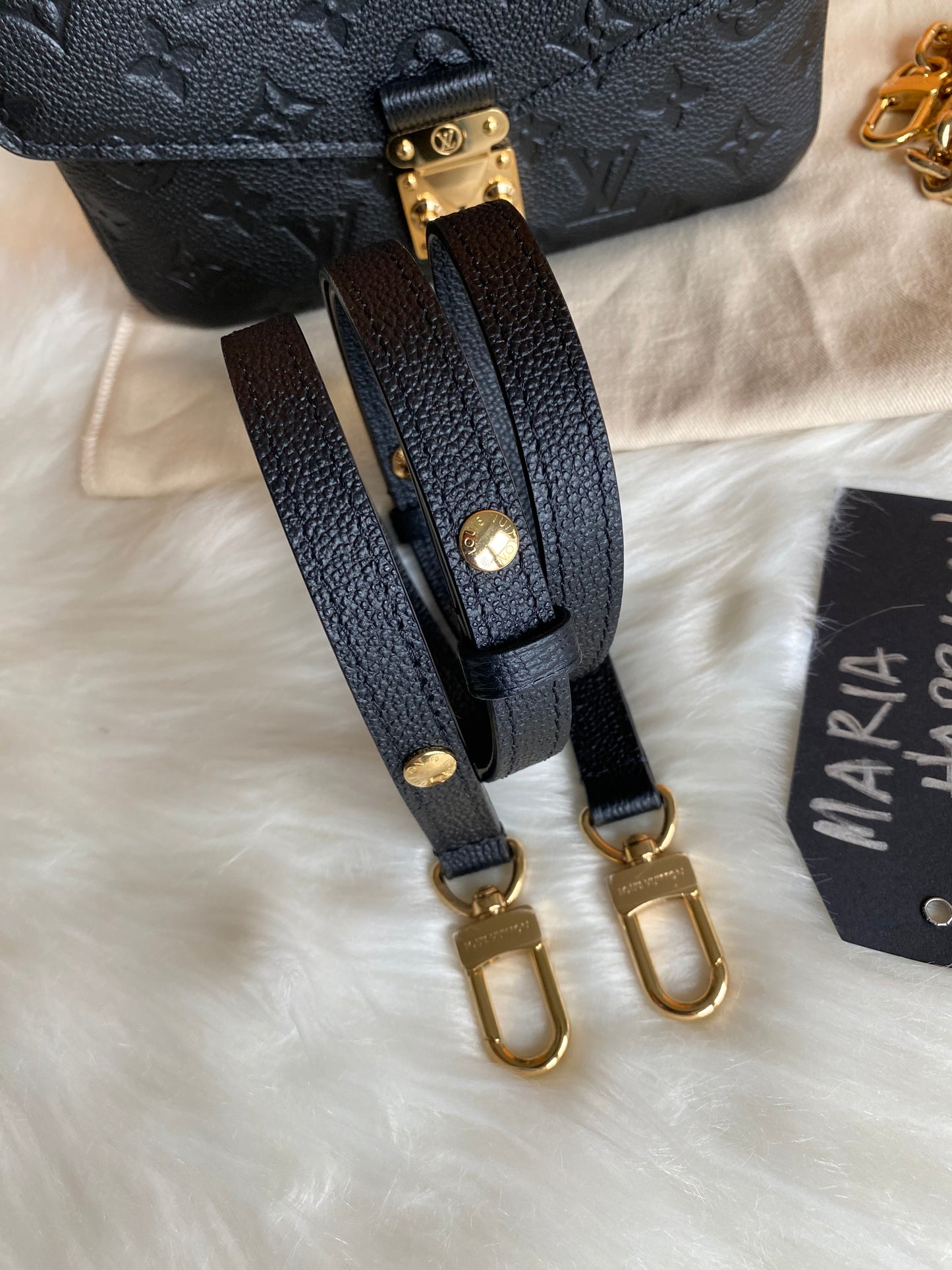 Louis Vuitton Pochette Metis East West Black Empreinte