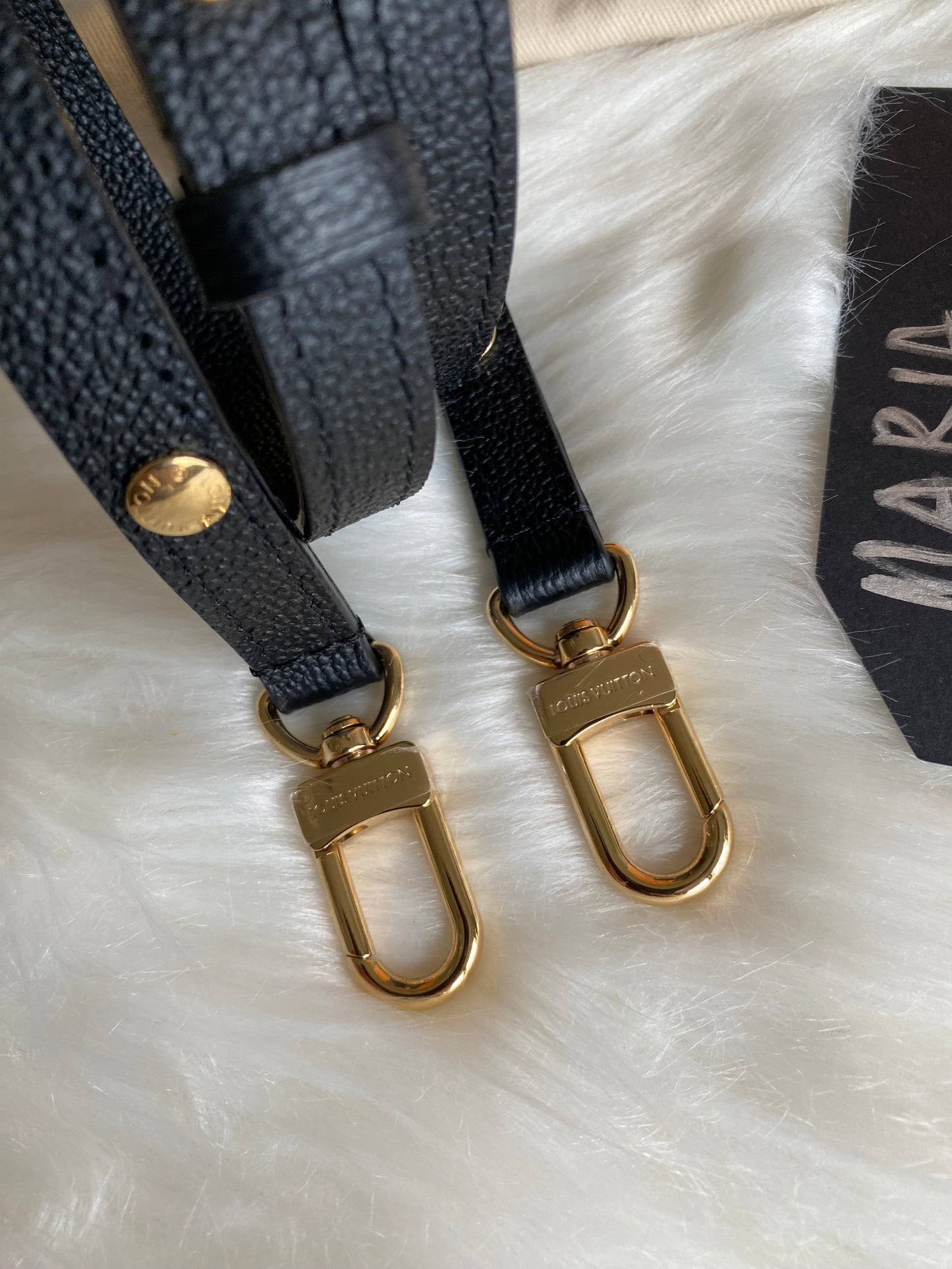 Louis Vuitton Pochette Metis East West Black Empreinte