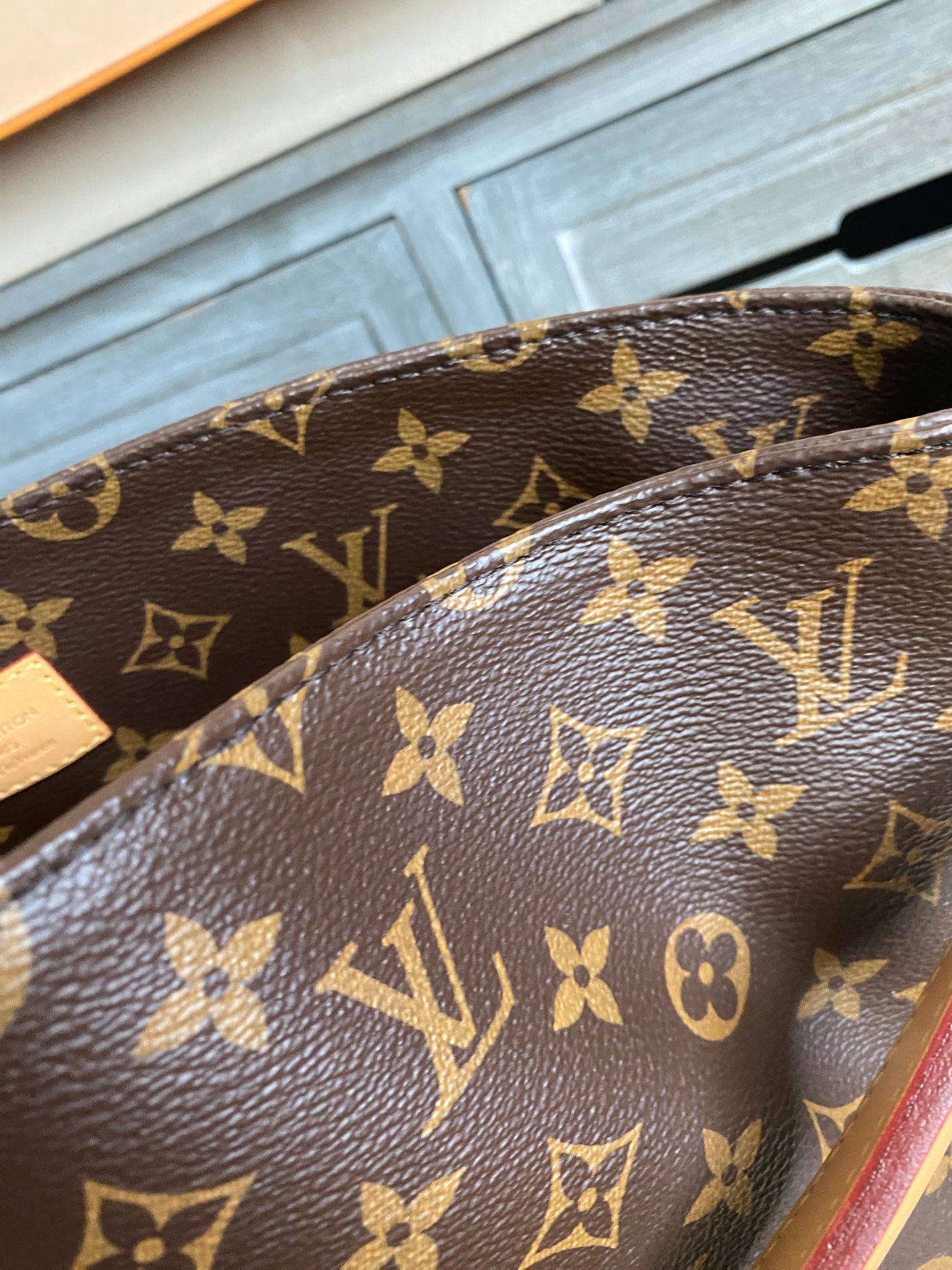 Louis Vuitton Melie Hobo