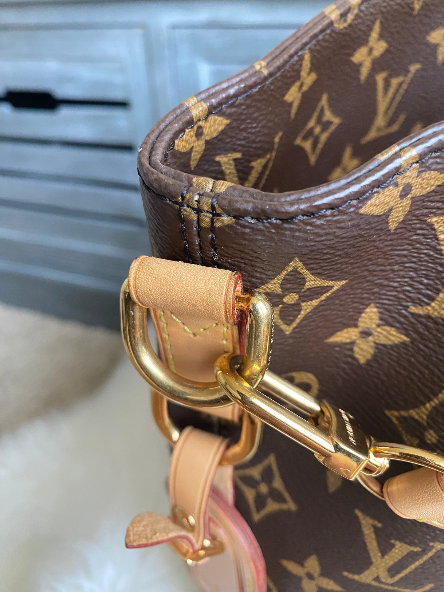 Louis Vuitton Melie Hobo