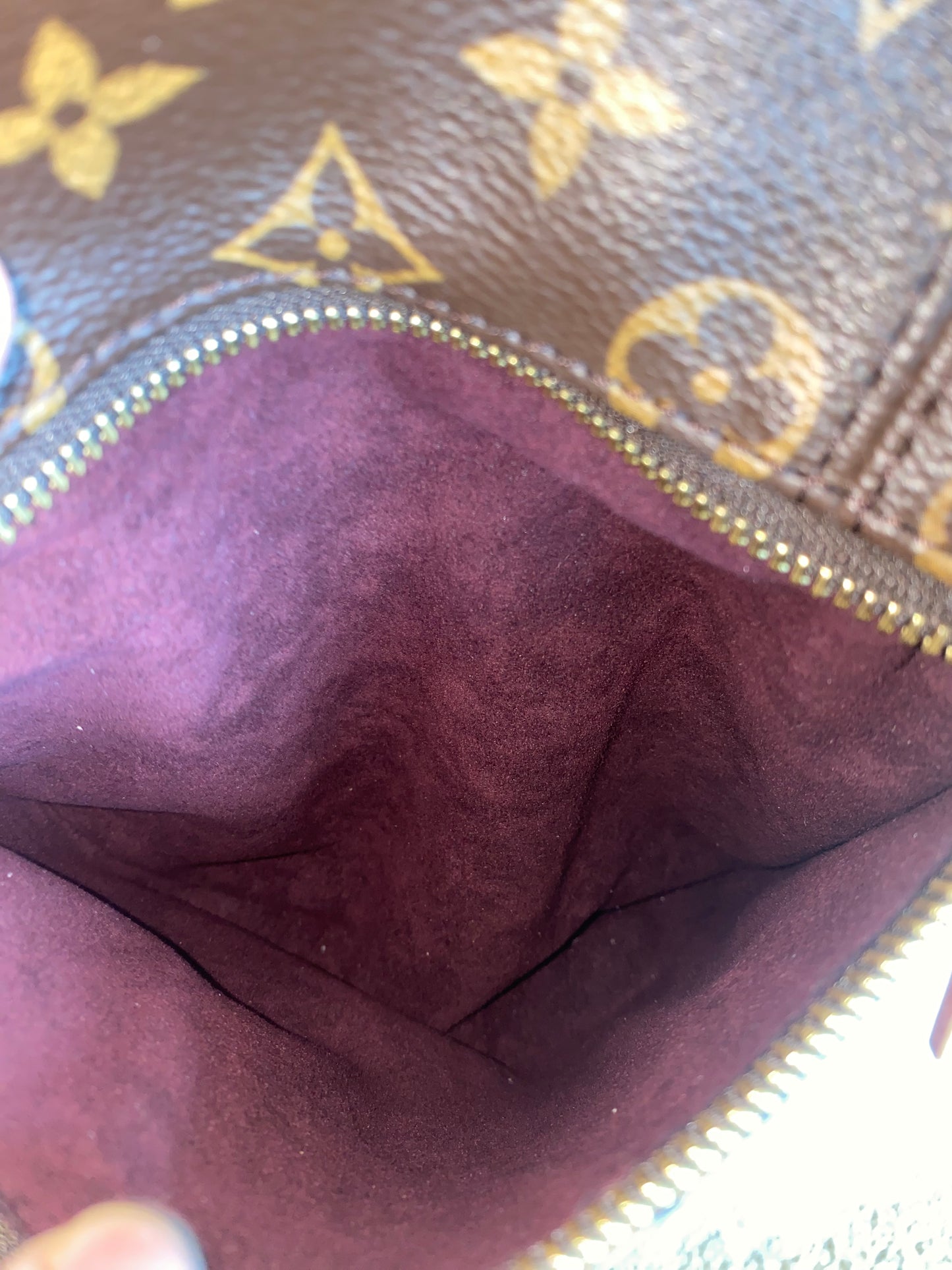 Louis Vuitton Melie Hobo