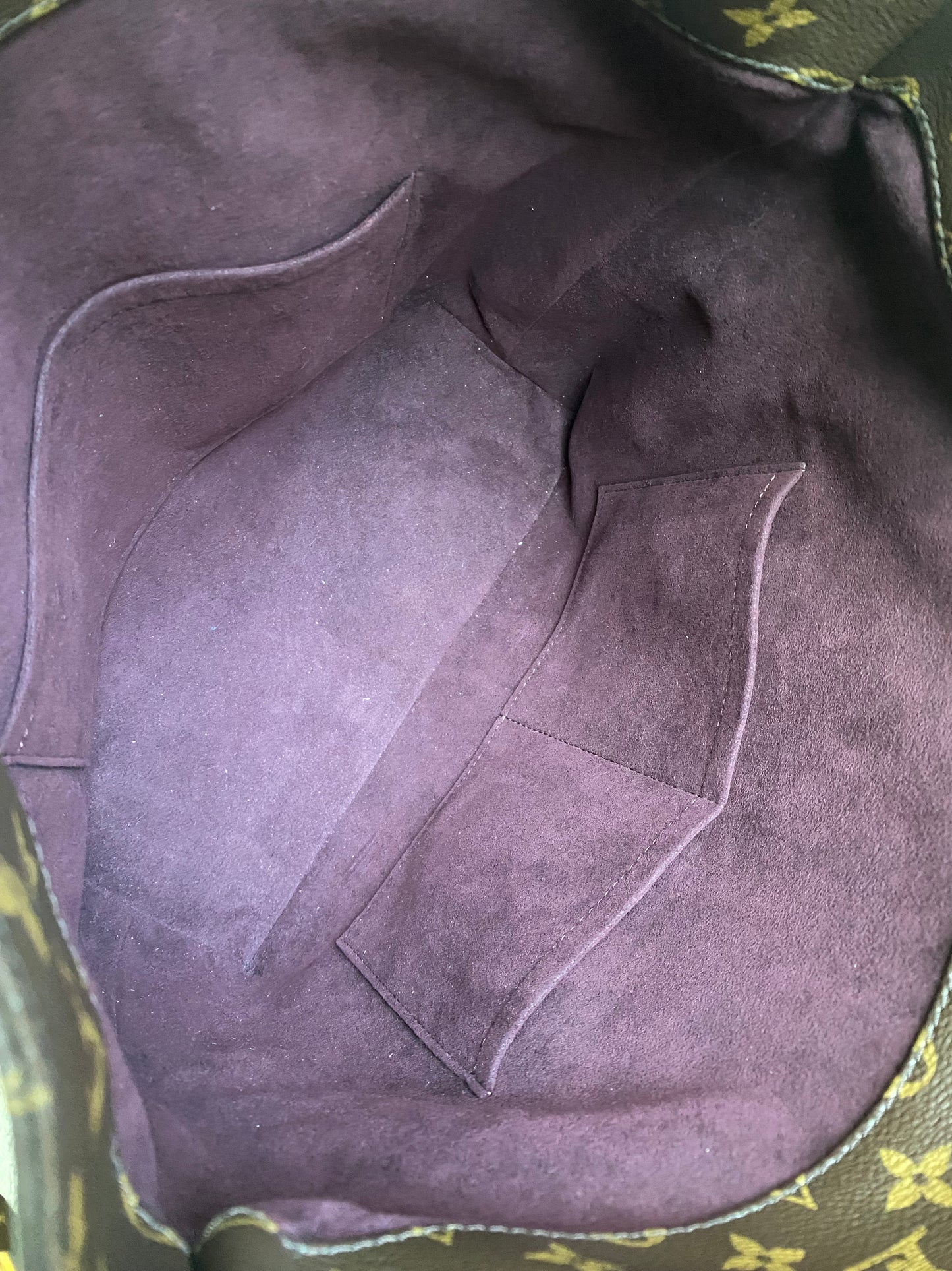 Louis Vuitton Melie Hobo