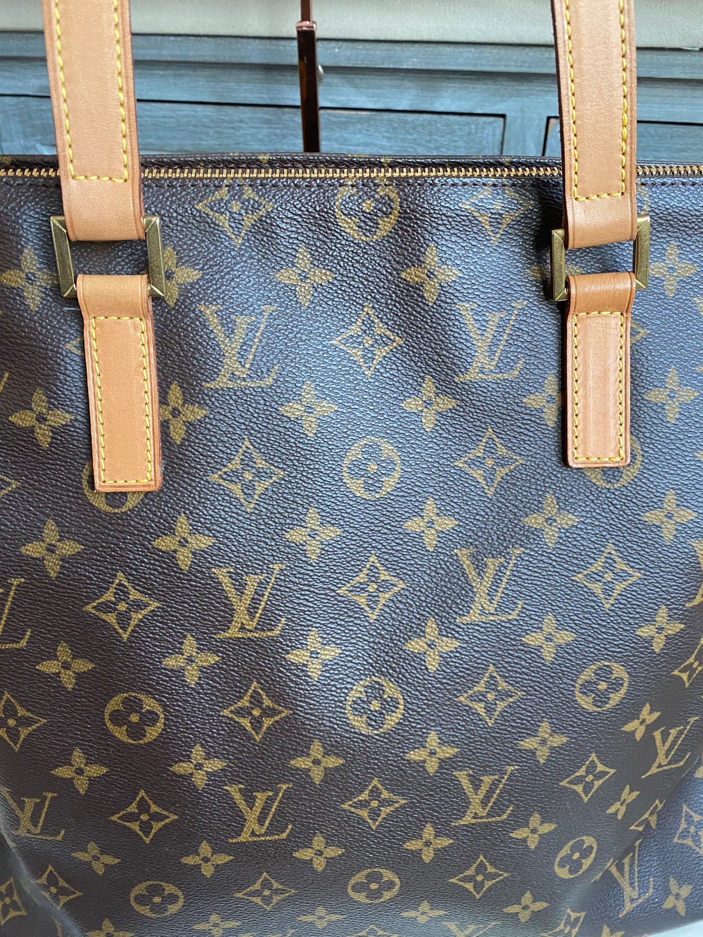 Louis Vuitton Cabas Mezzo