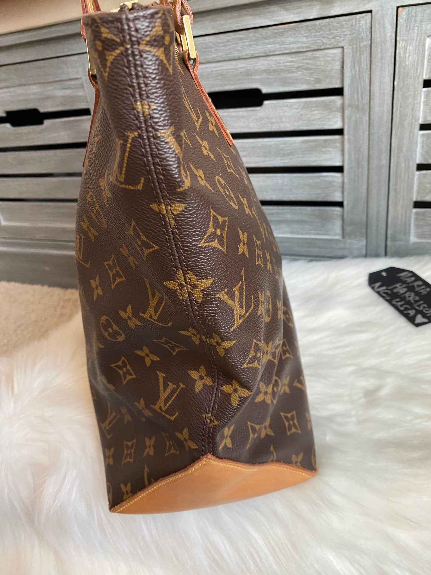 Louis Vuitton Cabas Mezzo